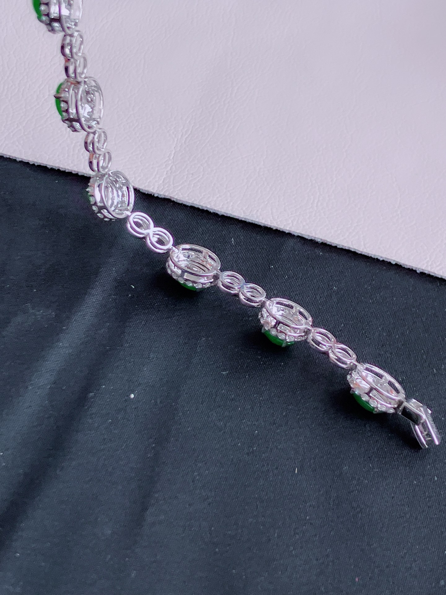 ️，阳绿手链，简约时尚，尺寸6.6/5/6，自然光实拍