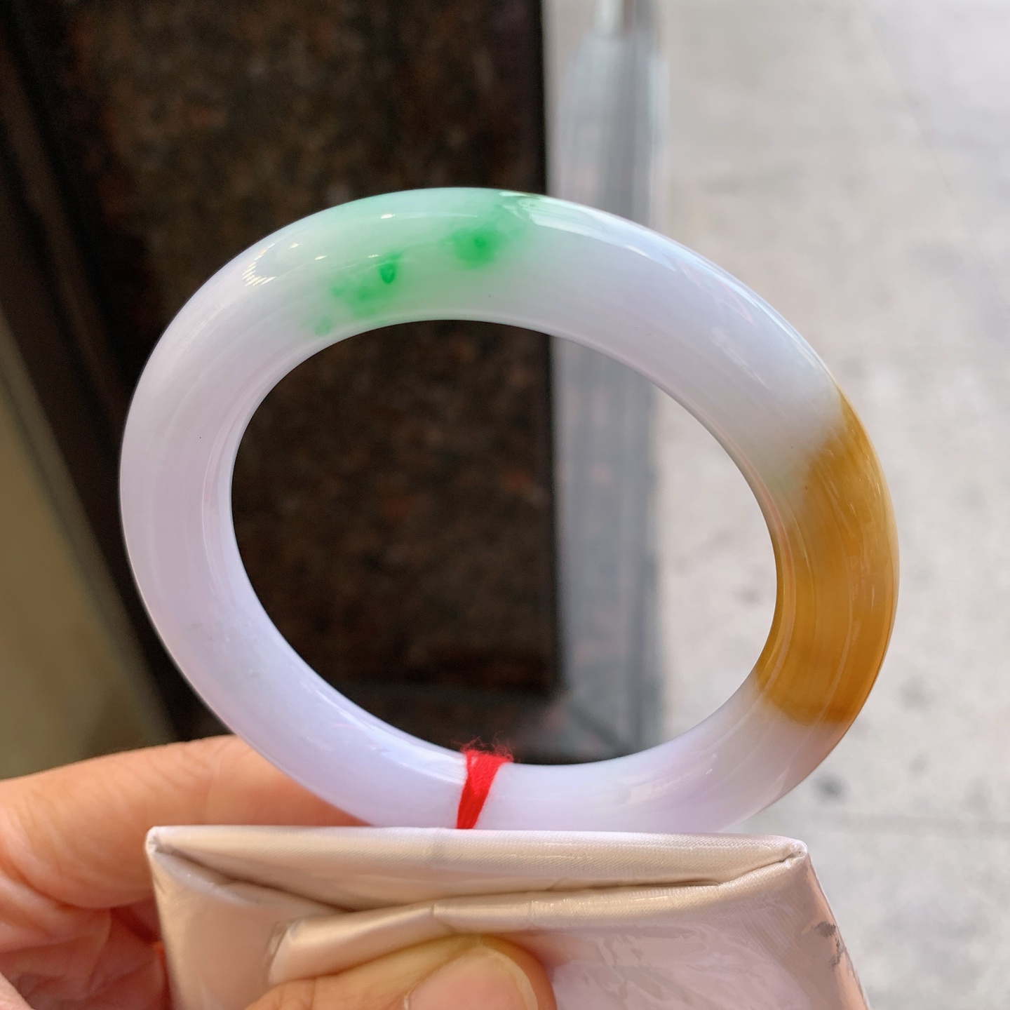 圆条双彩，无裂，尺寸：57/11，特色料子