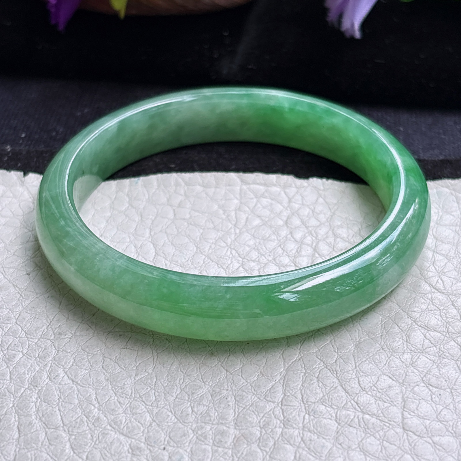 n小圈口52*10.2*6.7平安镯 缅甸翡翠a货手镯冰绿秀气正圈玉镯子