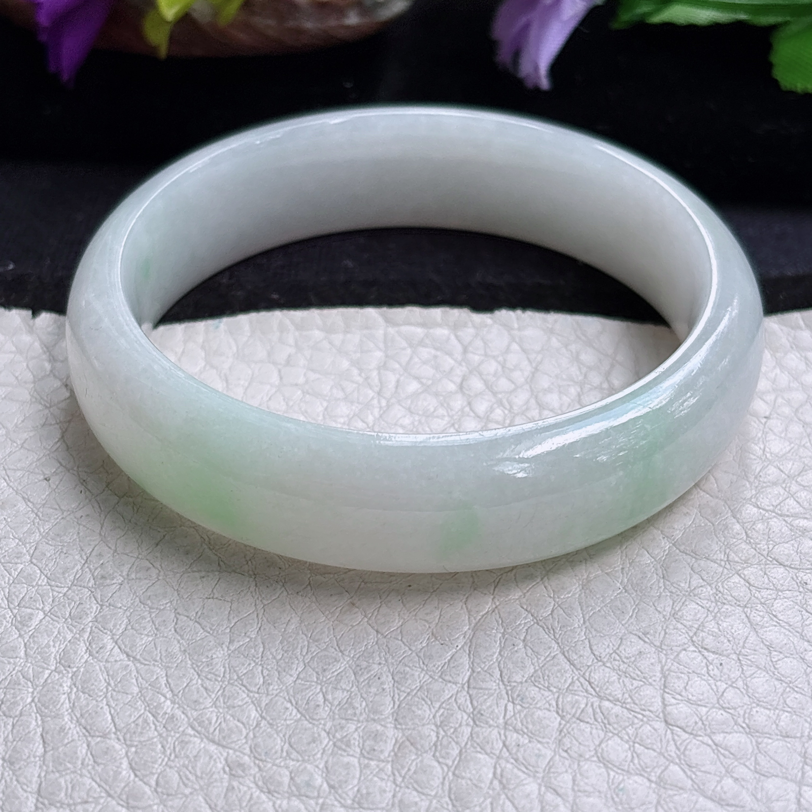 js实拍56.5*14.6*7.3平安镯 缅甸翡翠a货手镯飘绿正圈玉镯子