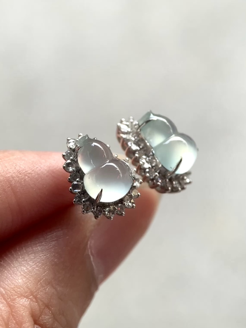 ️ 18k金镶嵌冰葫芦耳钉尺寸12.8×9.9×8，裸石9.5×6.7
