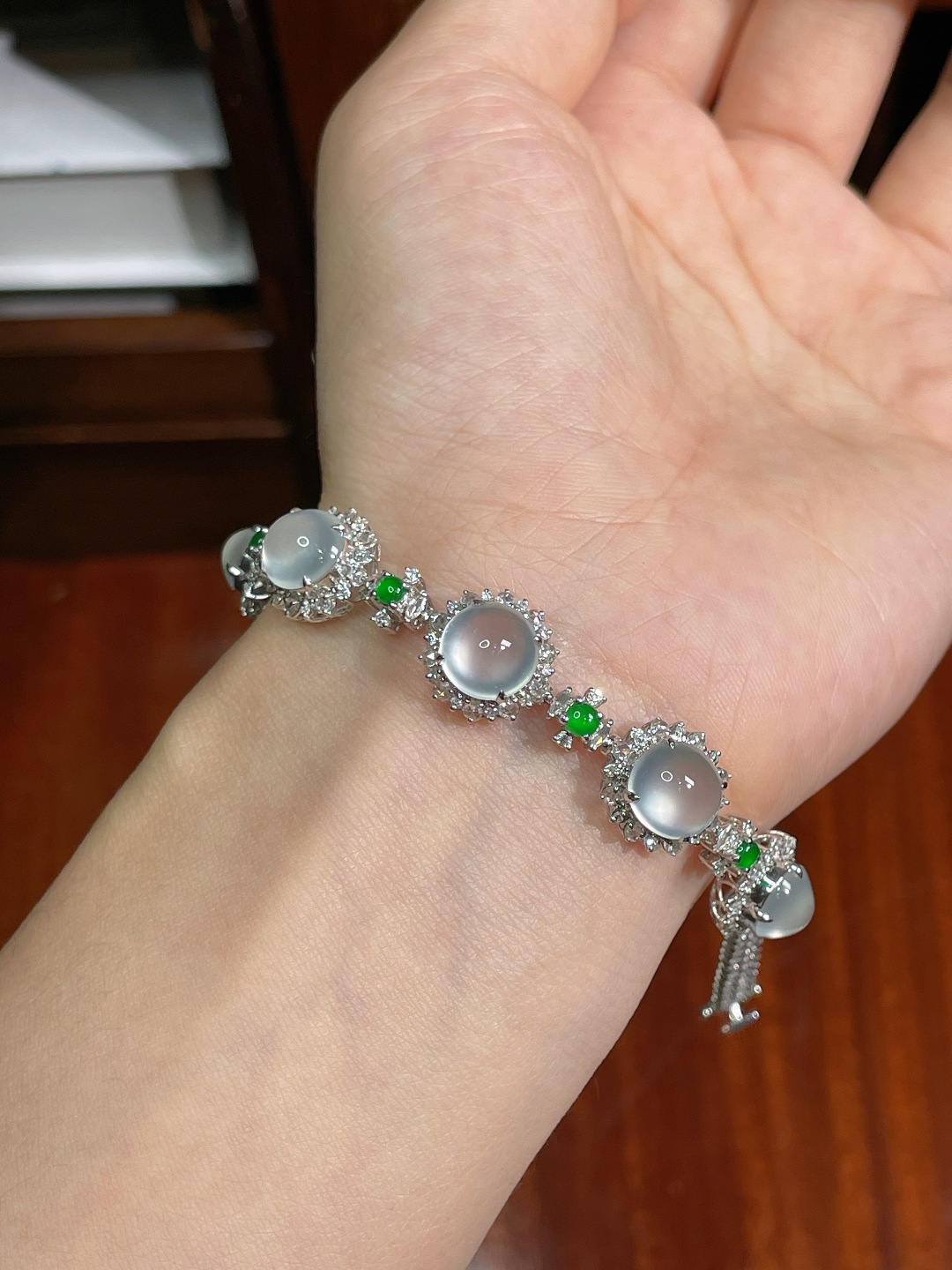 高冰蛋面手链，，18k金镶嵌，8.7/8.6/4.2