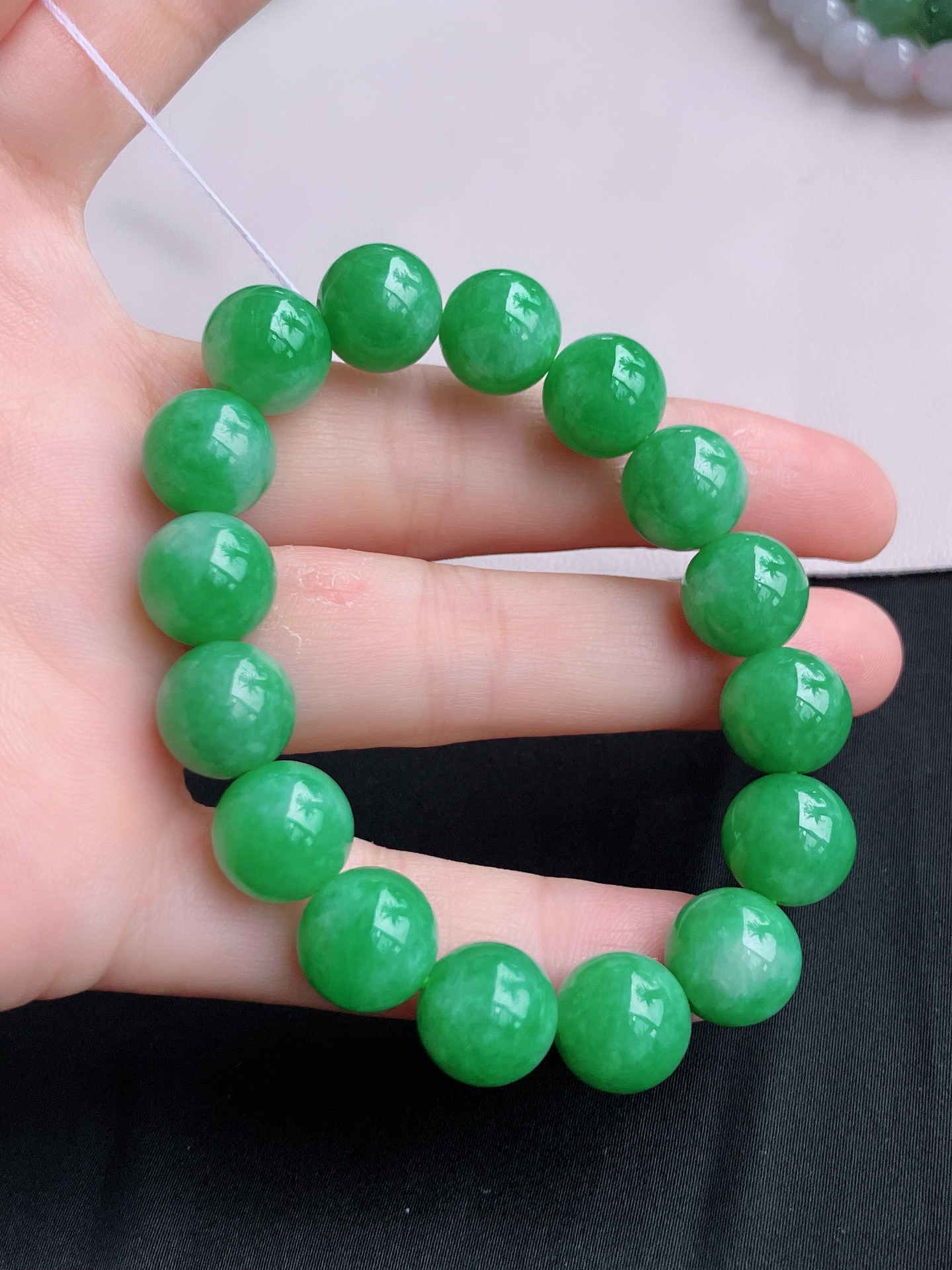 ️，果绿手串，色美清爽，尺寸12，自然光实拍