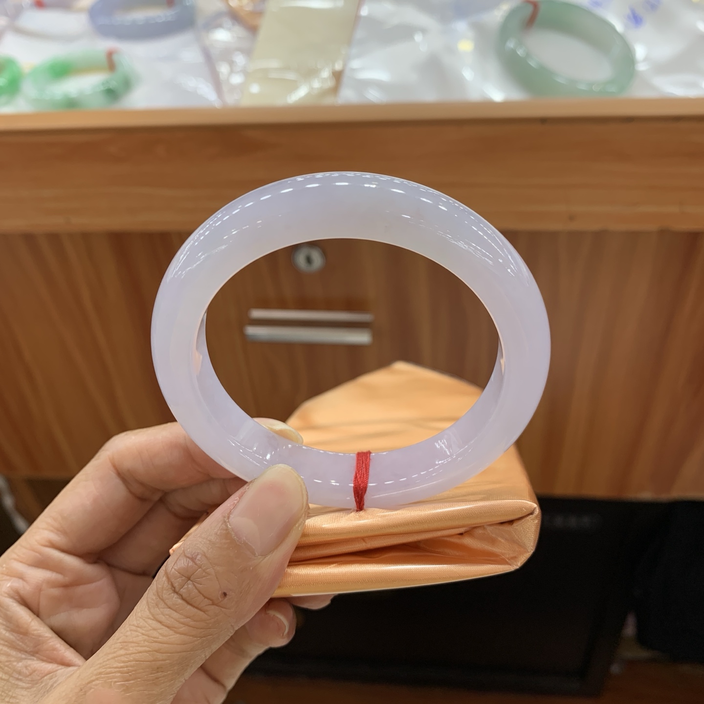 042813FN，冰紫正圈翡翠手镯，58-12.7-9.3