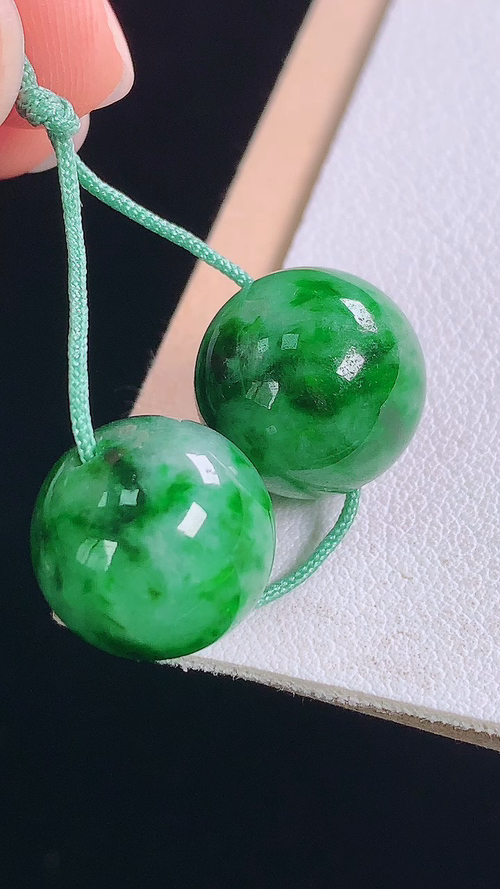 ️冰绿圆珠，，尺寸13.5/13.5，26