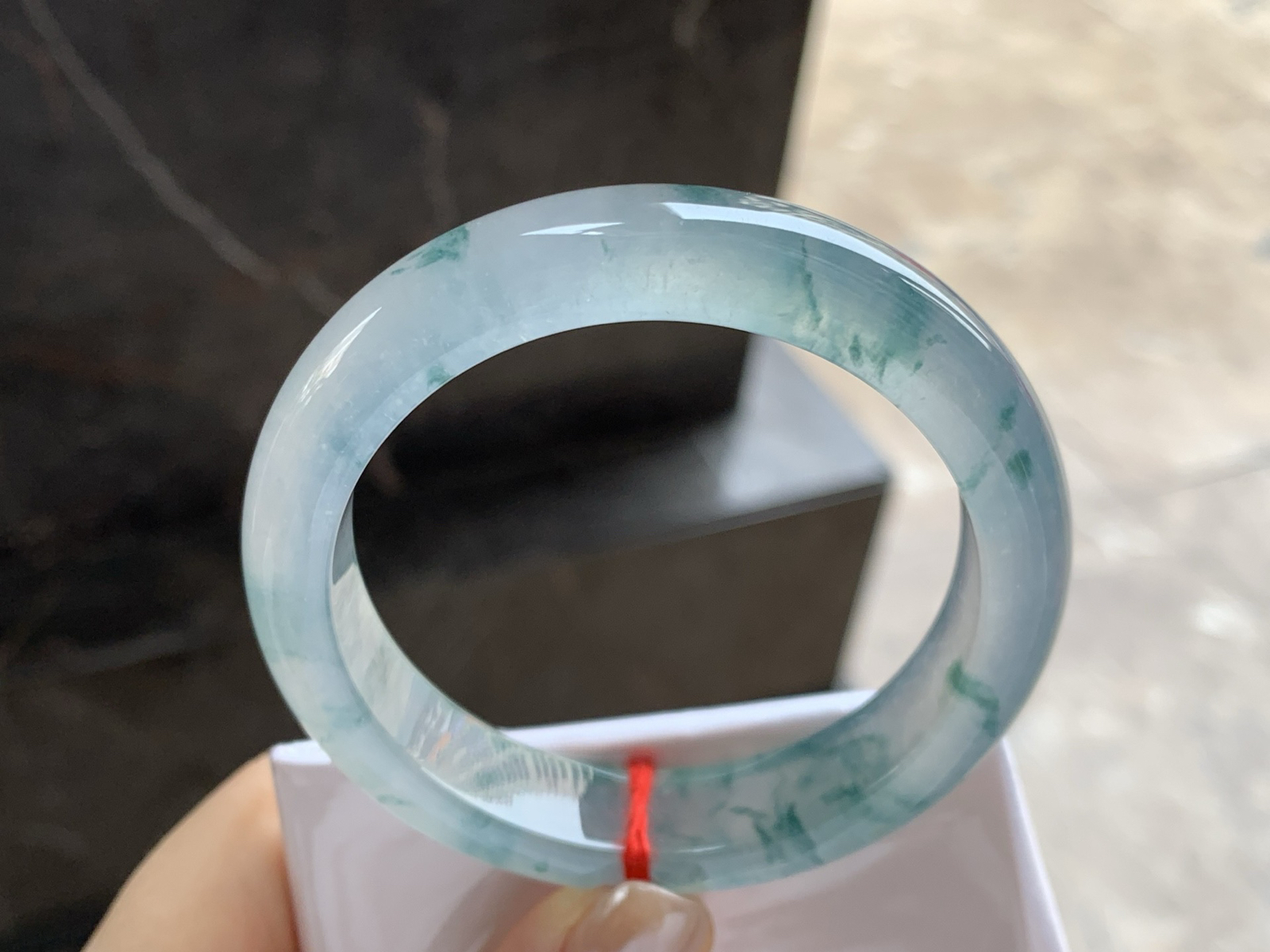 54.5-12.4-8.6

高冰种飘花手镯^_^冰味十足～蓝花灵动飘逸