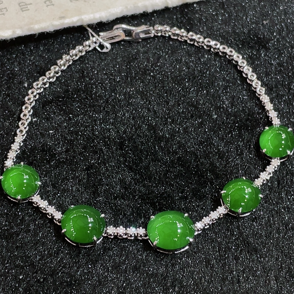 ️冰绿鸽子蛋手链，，18k金镶嵌，种水，重金镶嵌，南非钻镶，厚装饱满，高端大气，时尚百搭，性比高73.5/8.2/4.6，裸石9.0/8.2、8.3/7.8、7.8/7.3、7.6/7.2、7.6/7.0