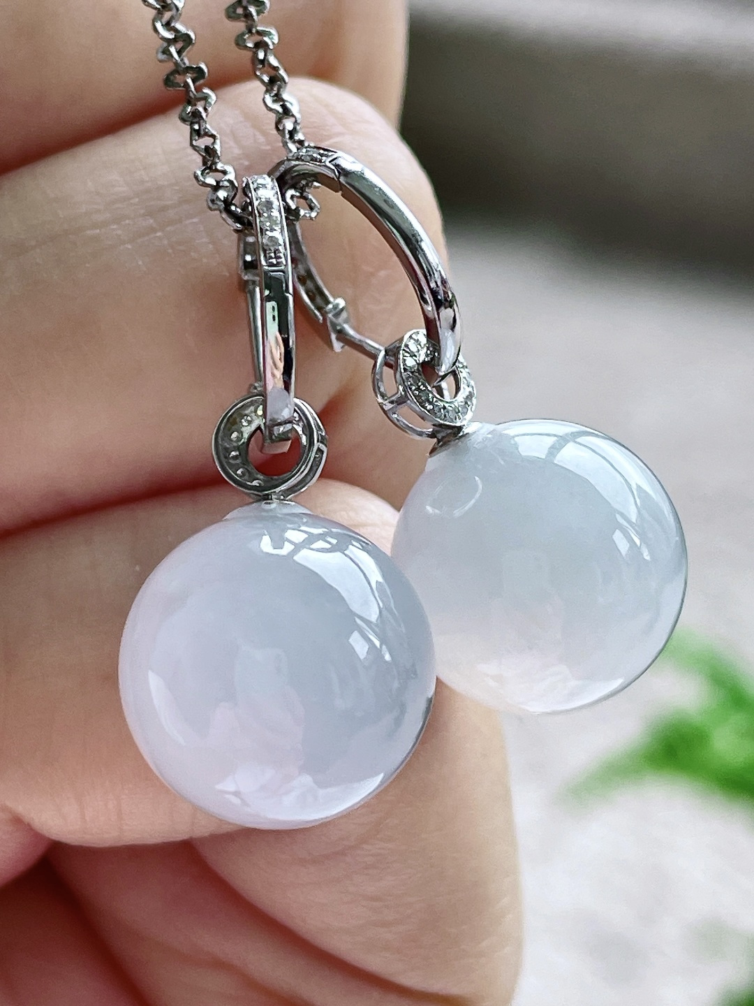 冰珠子圆珠珠子单珠耳坠，18k金镶嵌，无裂，性比高27.4，裸石13.3，重量9.8克