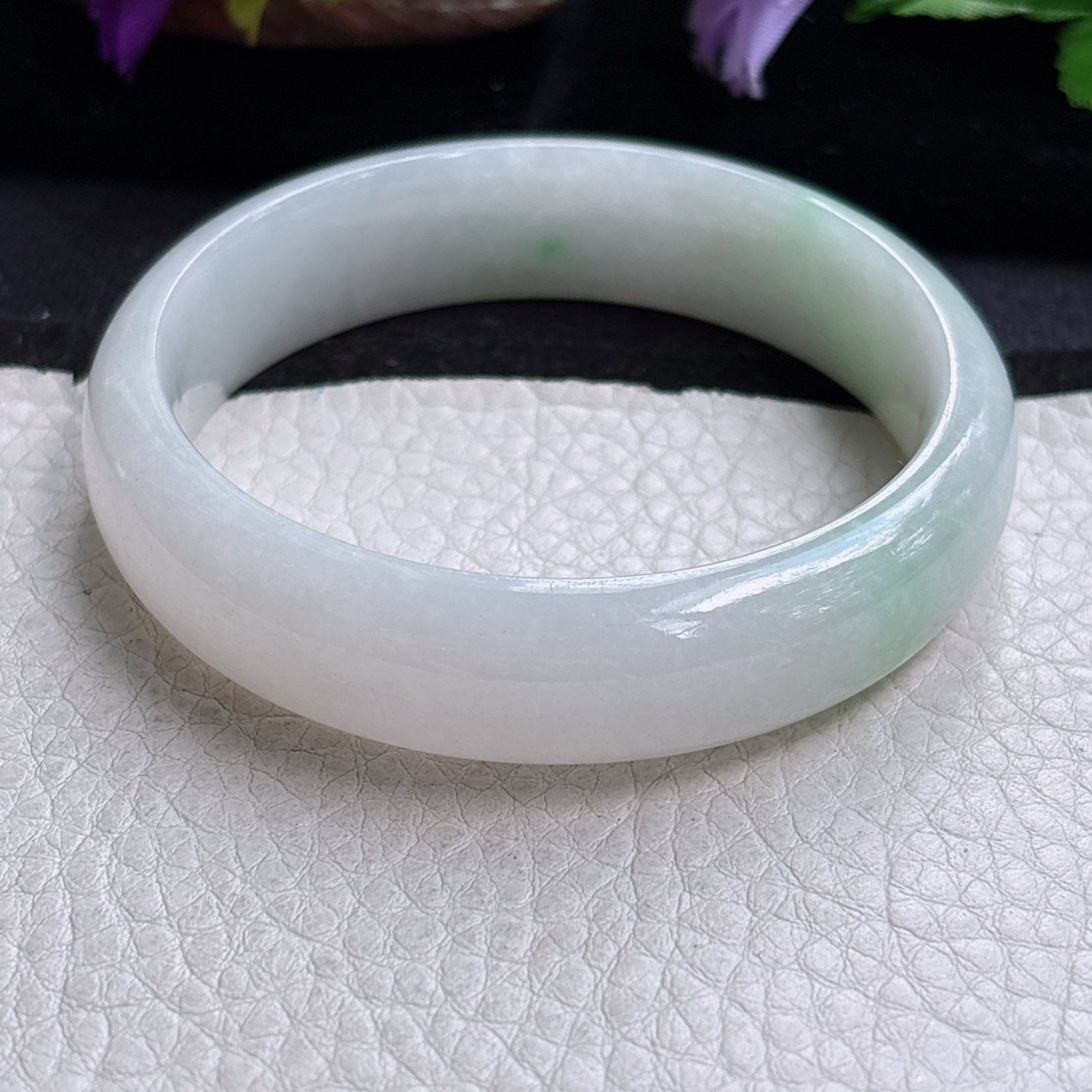 js实拍56.5*14.6*7.3平安镯 缅甸翡翠a货手镯飘绿正圈玉镯子