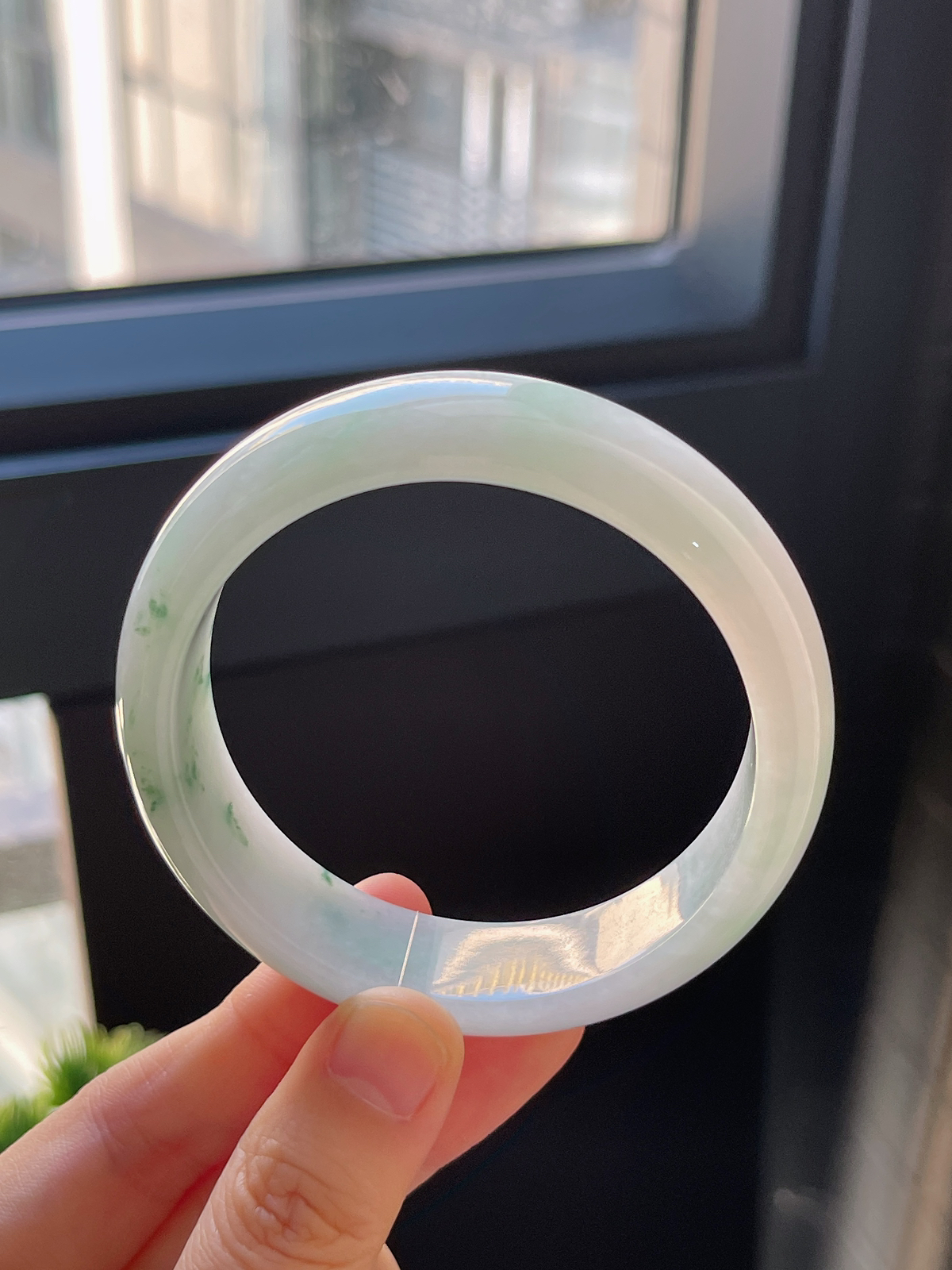 正圈55.4圈口，翡翠糯化种飘花手镯