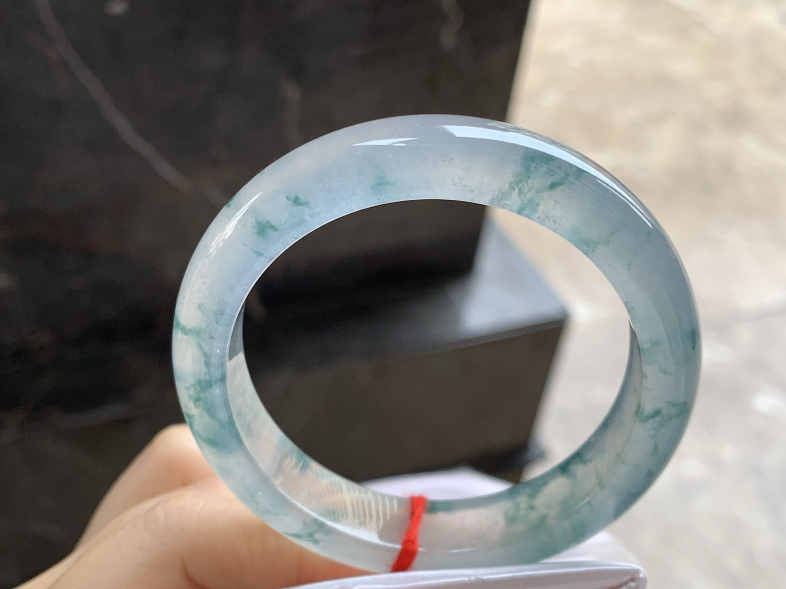 54.5-12.4-8.6

高冰种飘花手镯^_^冰味十足～蓝花灵动飘逸