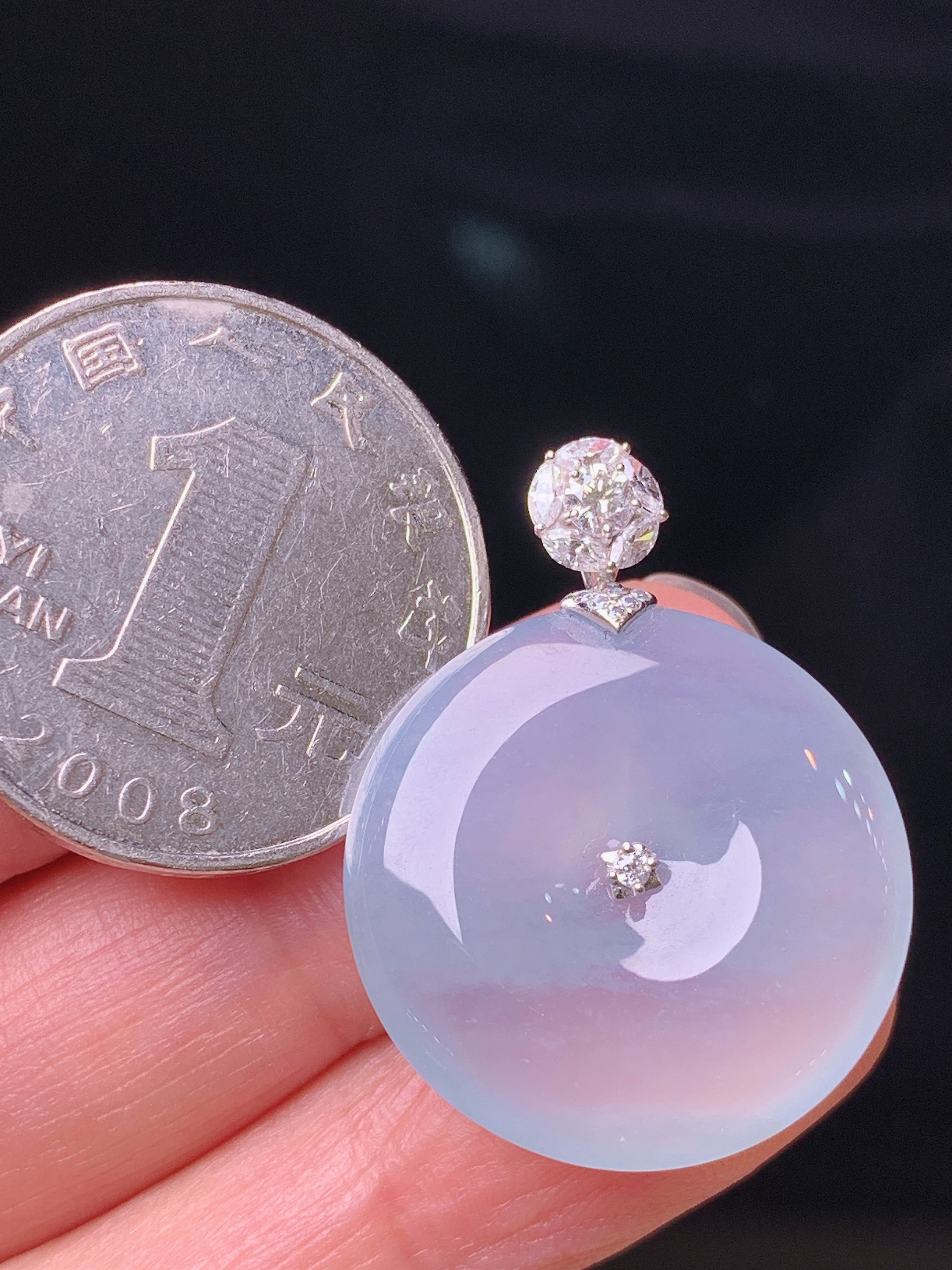 18k金钻镶嵌冰种平安扣吊坠 玉质细腻 色泽艳丽清新 水润亮眼 整体尺寸29.8*22.8*4.8c1