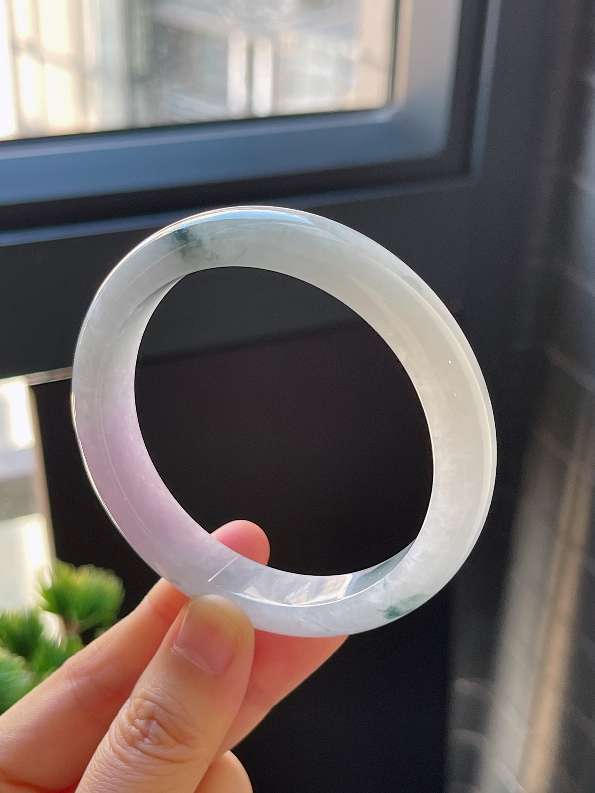 正圈57.6圈口，翡翠冰糯种春带彩手镯