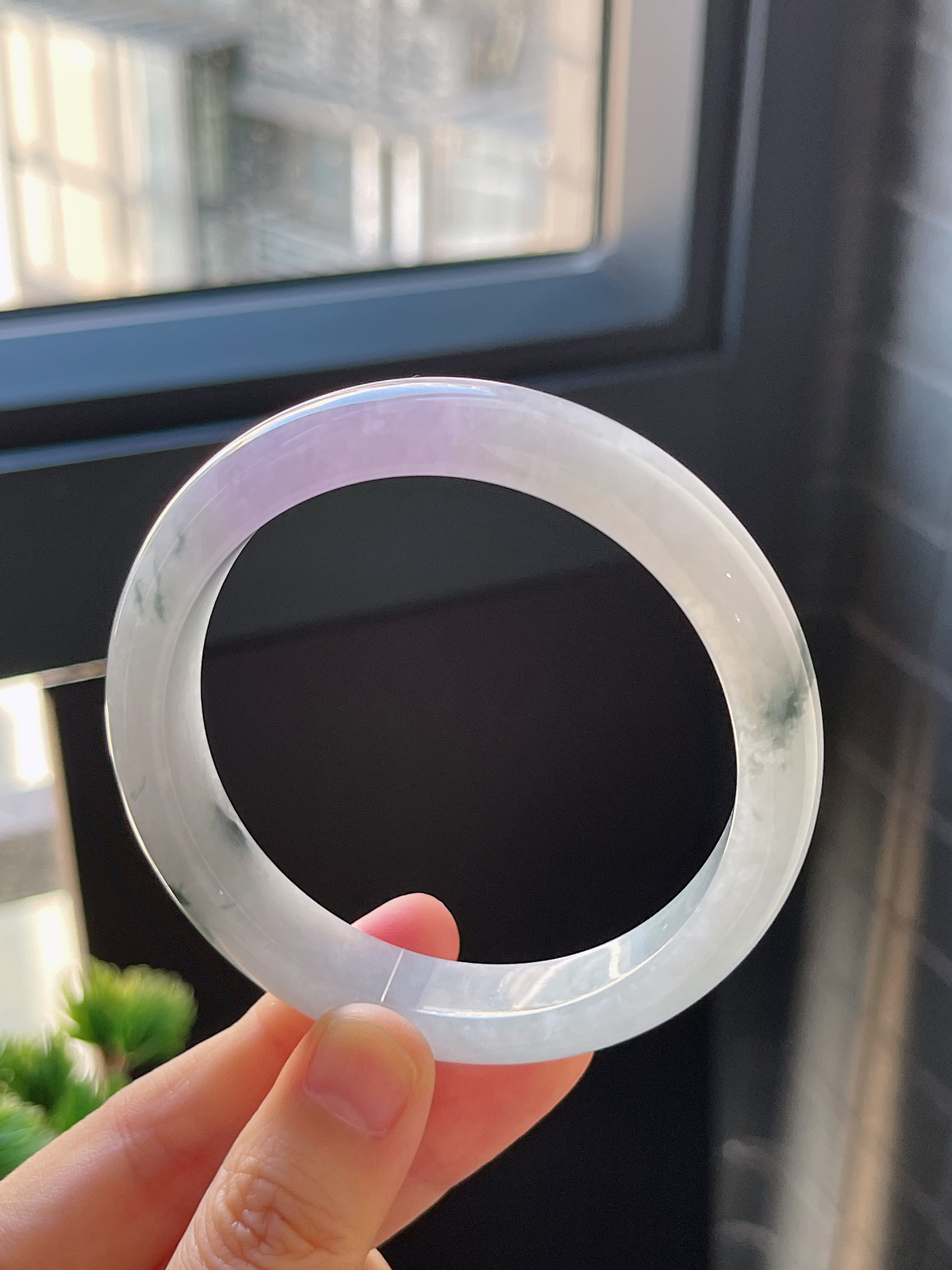 正圈57.6圈口，翡翠冰糯种春带彩手镯