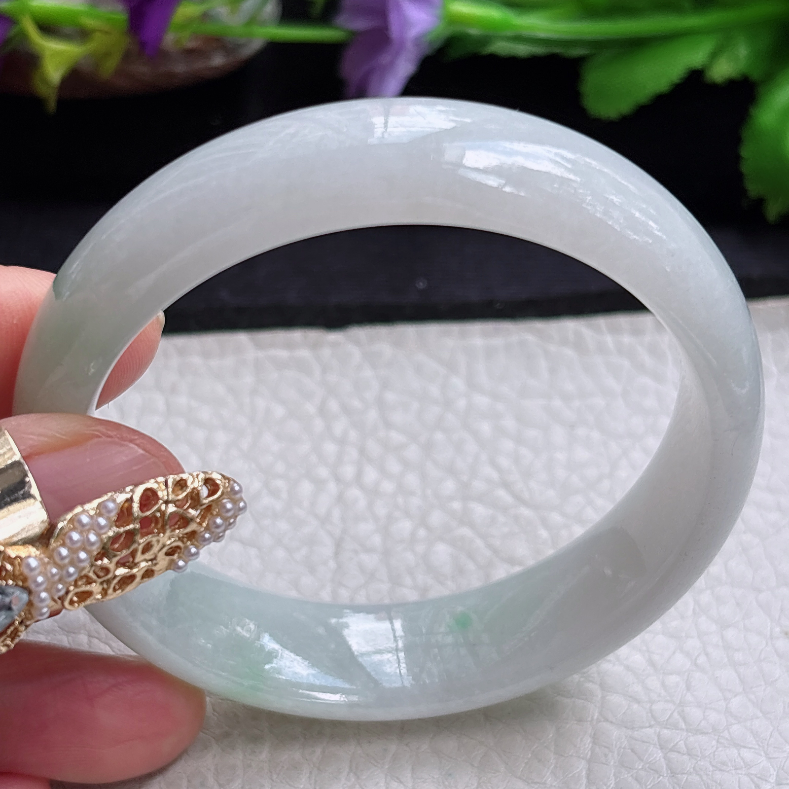 js实拍56.5*14.6*7.3平安镯 缅甸翡翠a货手镯飘绿正圈玉镯子