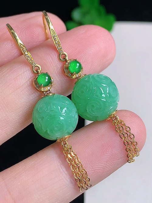 耳坠，无裂，尺寸11.4，编号y28 24/4