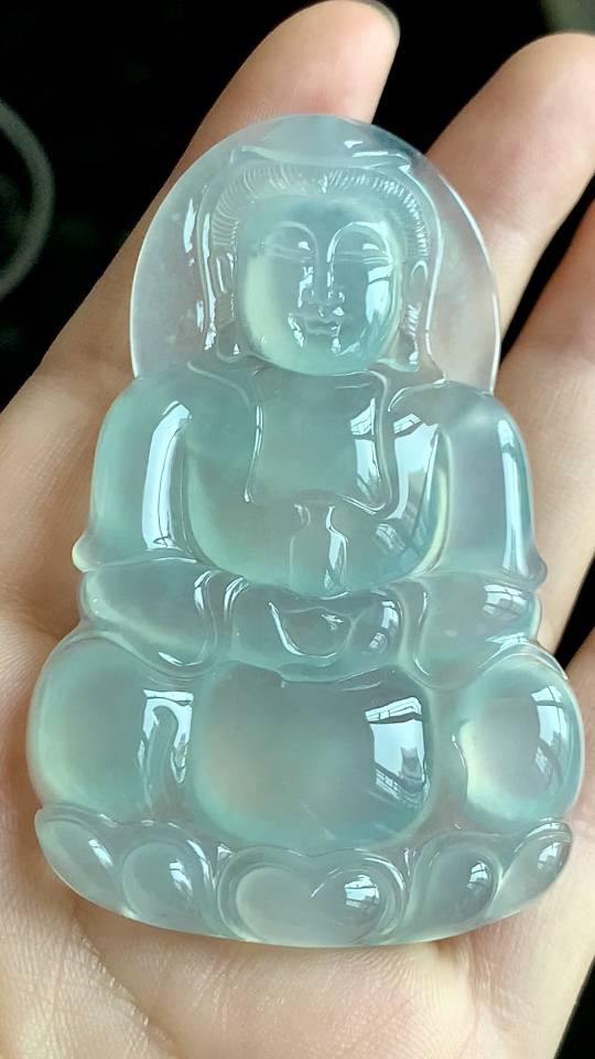 天然翡翠，晴水大观音，胶感十足，细腻无裂，尺寸72/45.5/6，az429
