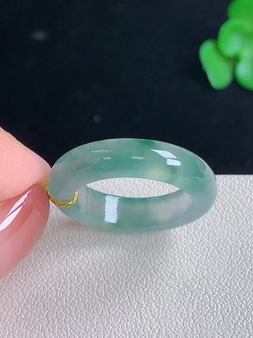  ，冰飘花指环，无裂，尺寸15.5/4.9/3.4，9.5号，№;y281044 25