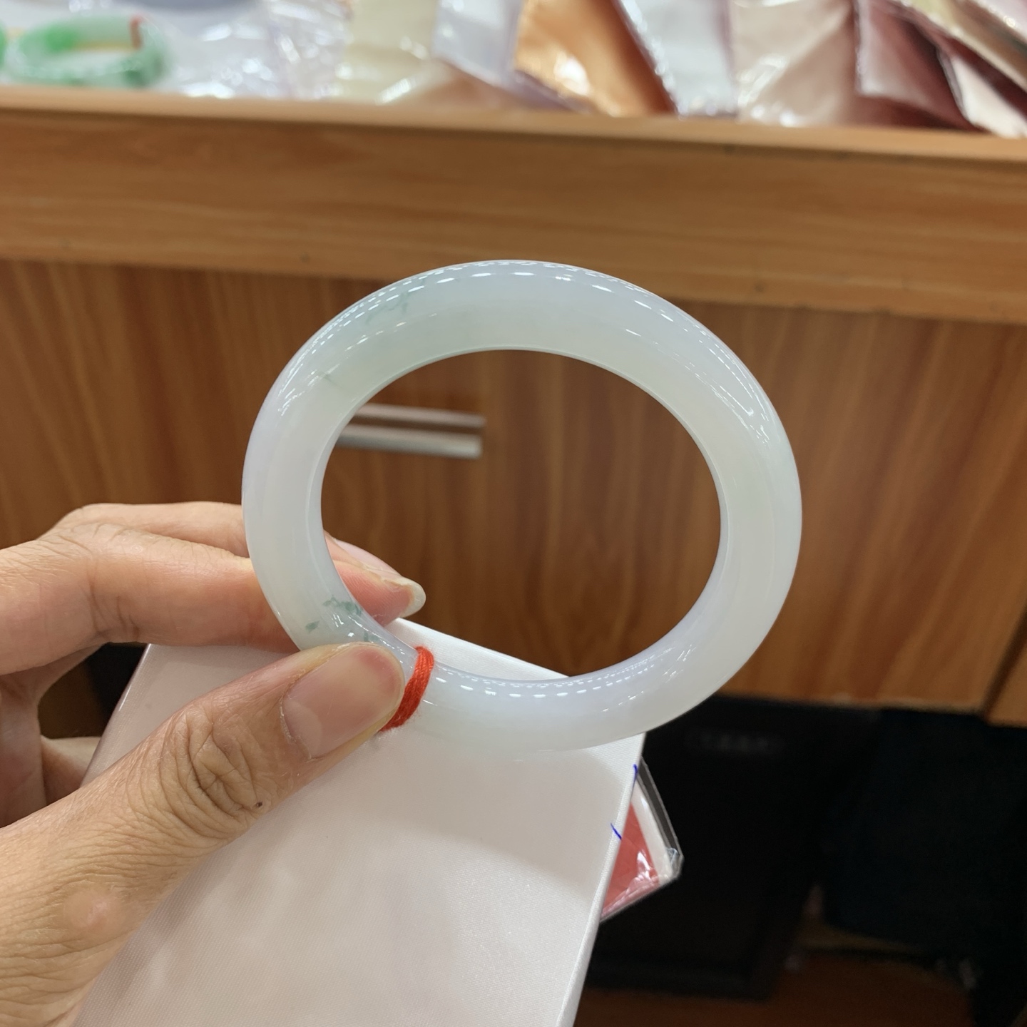 042804FN，冰飘花圆条翡翠手镯，54.5-10.5-10.3