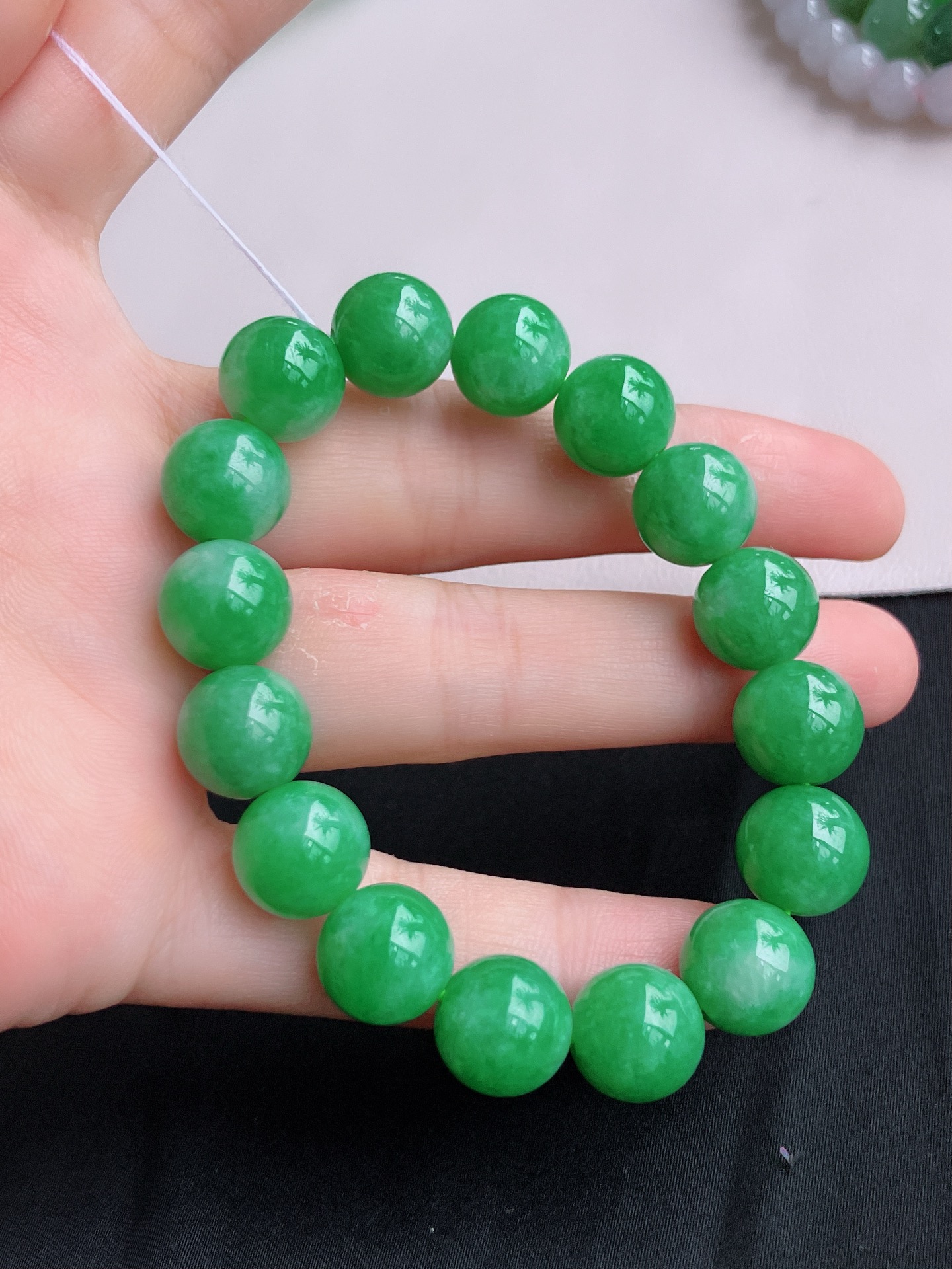 ️，果绿手串，色美清爽，尺寸12，自然光实拍