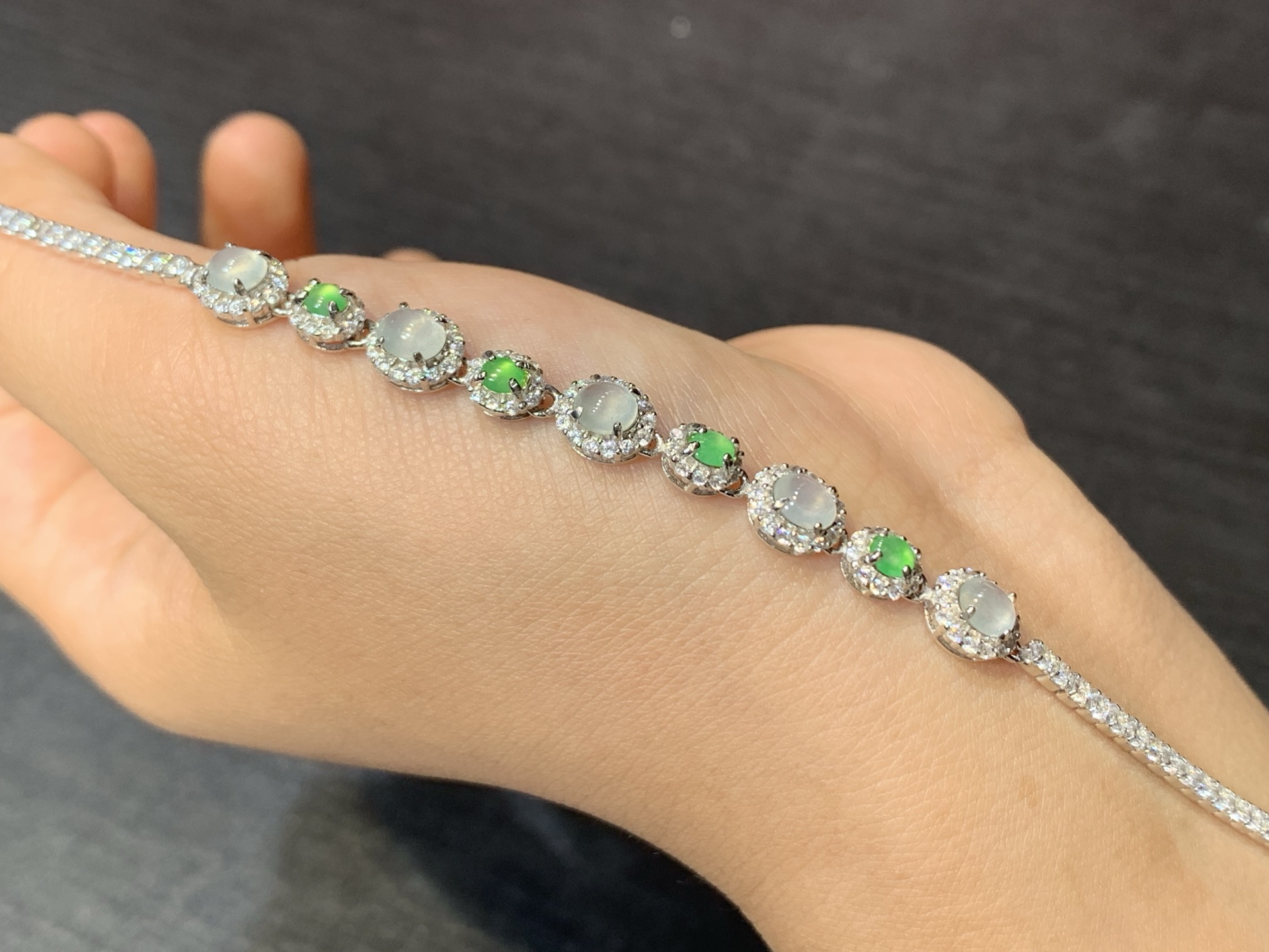 冰种荧光蛋面手链 s925银，5.3/7.6/3.2