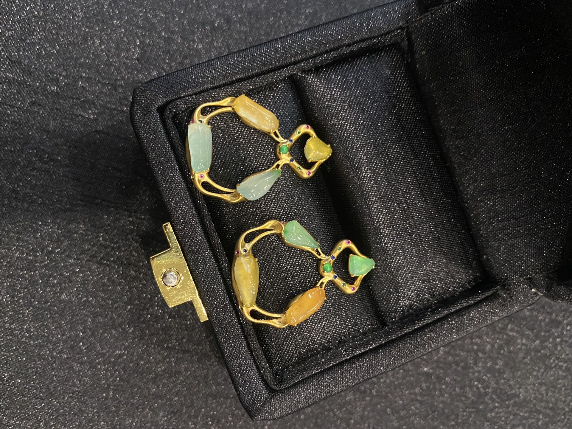 20260428（四）,18K设计款随形耳钉,整体29.2/21.3/4.3,裸石9.2/4.4/2.5