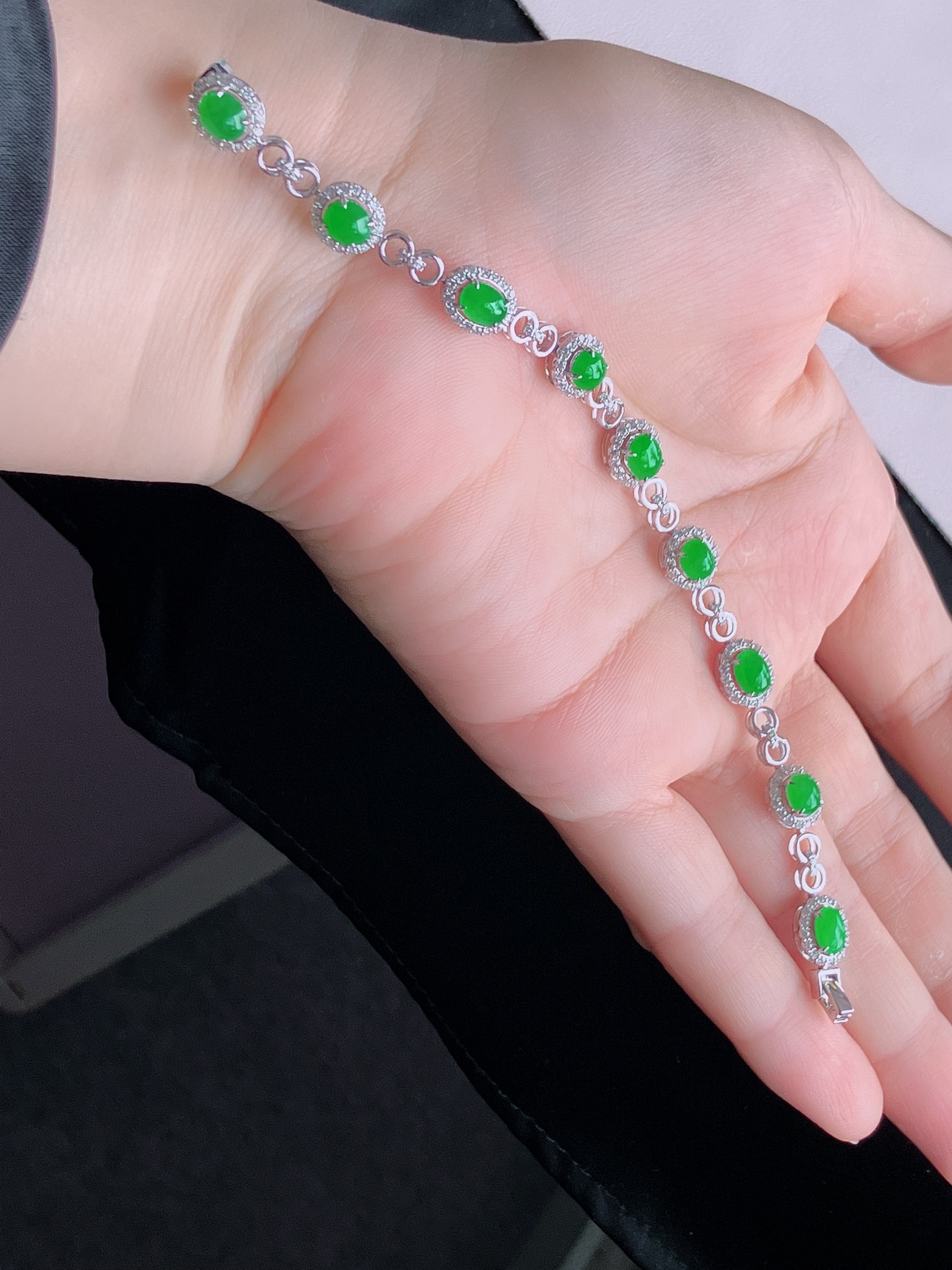 ️，阳绿手链，简约时尚，尺寸6.6/5/6，自然光实拍