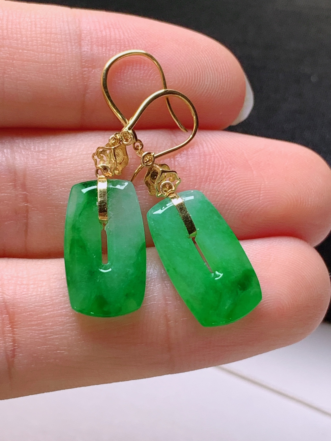 ️ 冰阳绿福贝耳坠，无裂色阳，裸石16.4/9.2/2.5