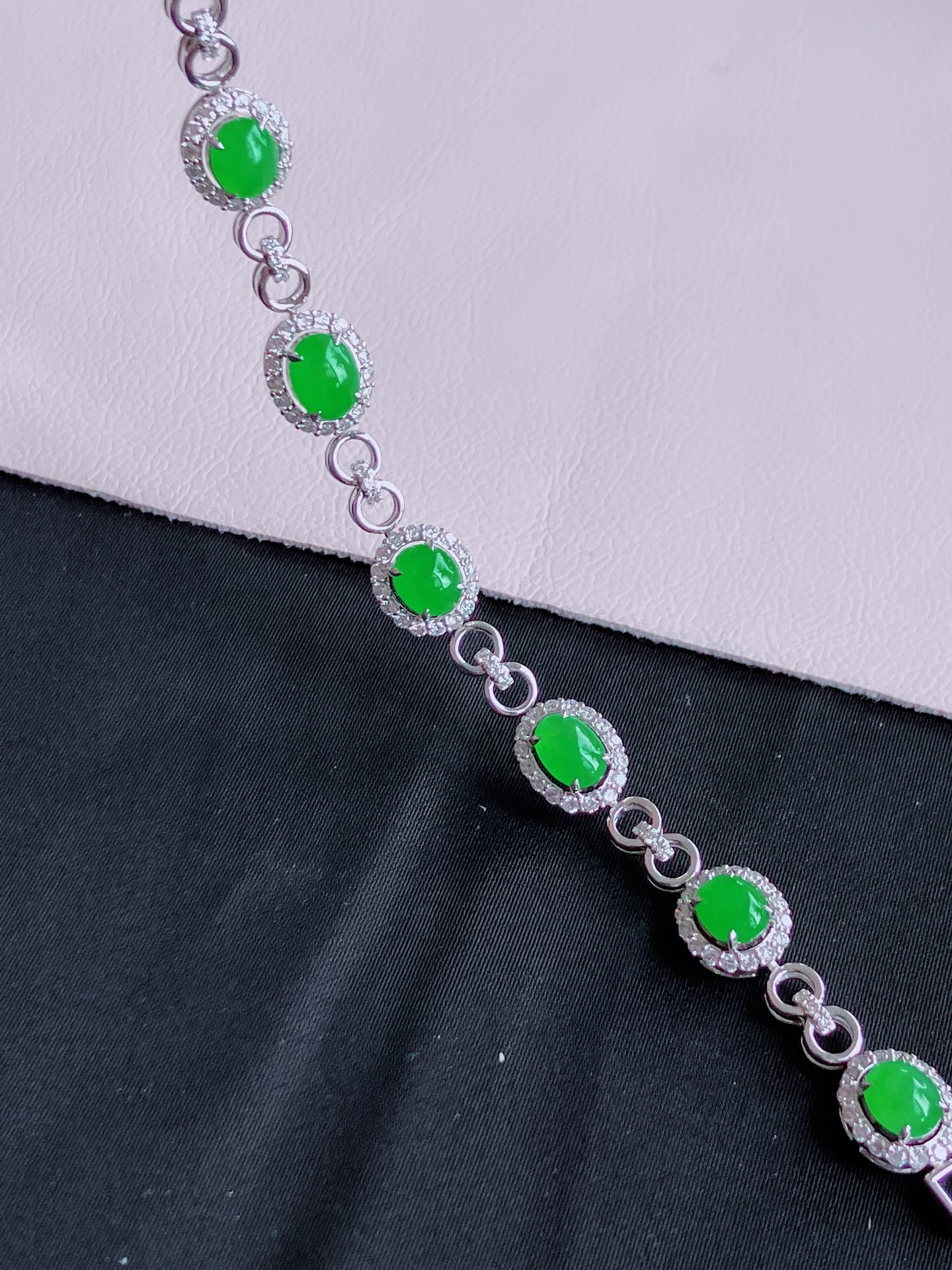 ️，阳绿手链，简约时尚，尺寸6.6/5/6，自然光实拍