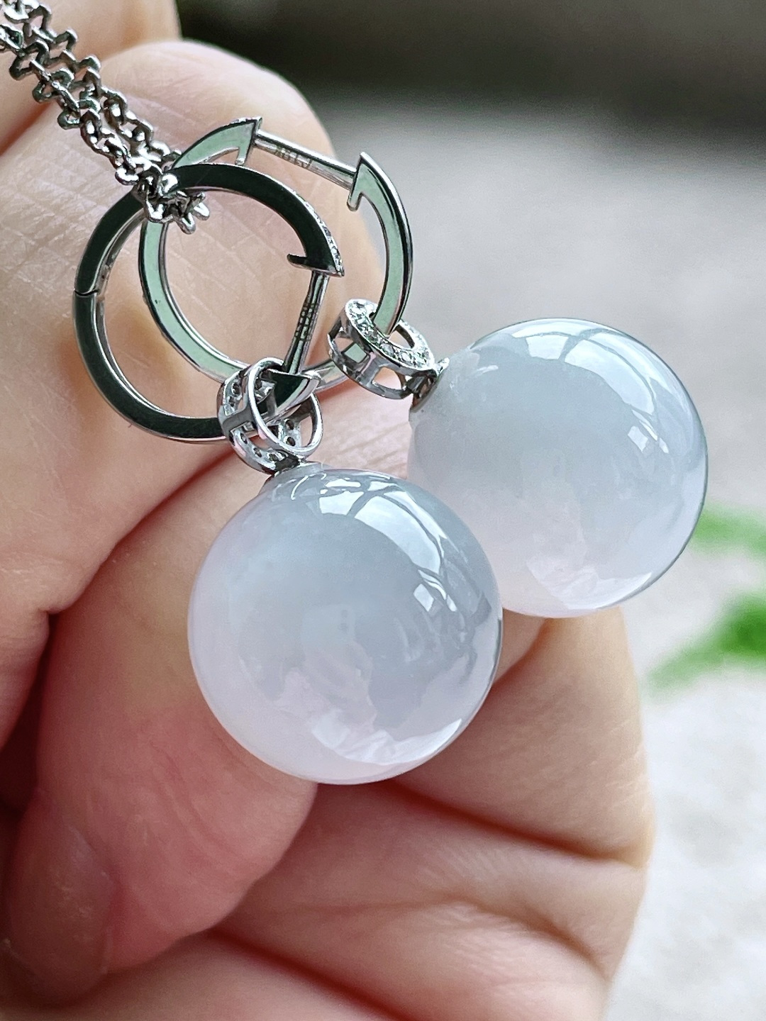 冰珠子圆珠珠子单珠耳坠，18k金镶嵌，无裂，性比高27.4，裸石13.3，重量9.8克