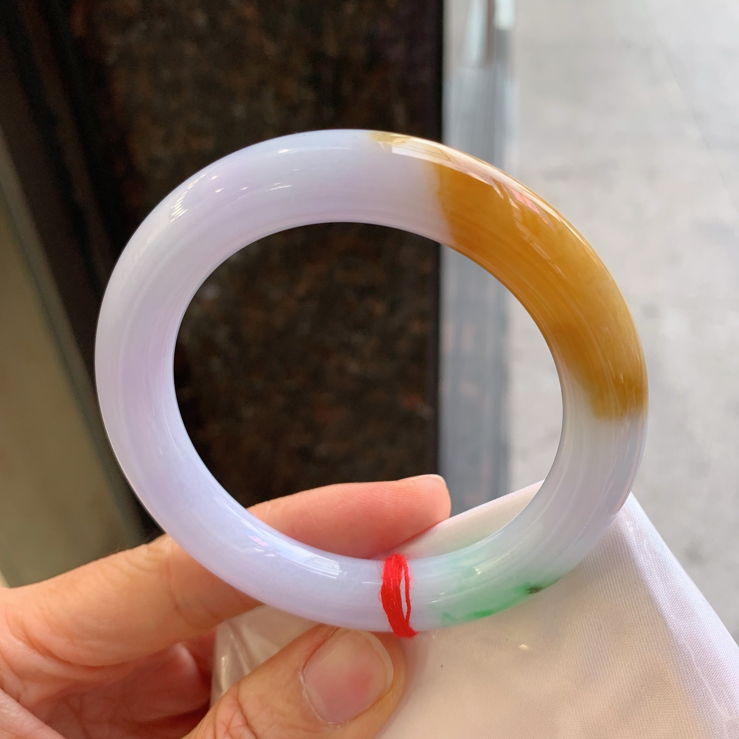 圆条双彩，无裂，尺寸：57/11，特色料子