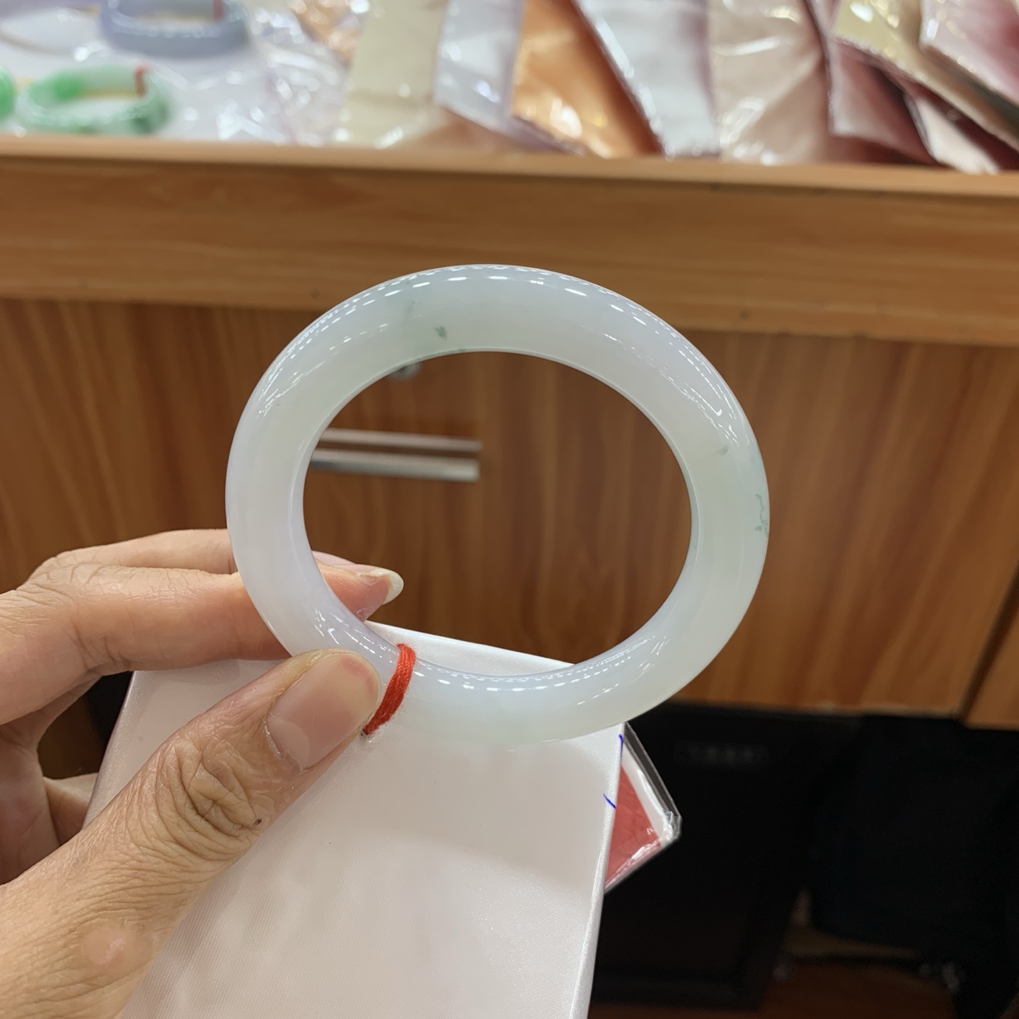 042804FN，冰飘花圆条翡翠手镯，54.5-10.5-10.3