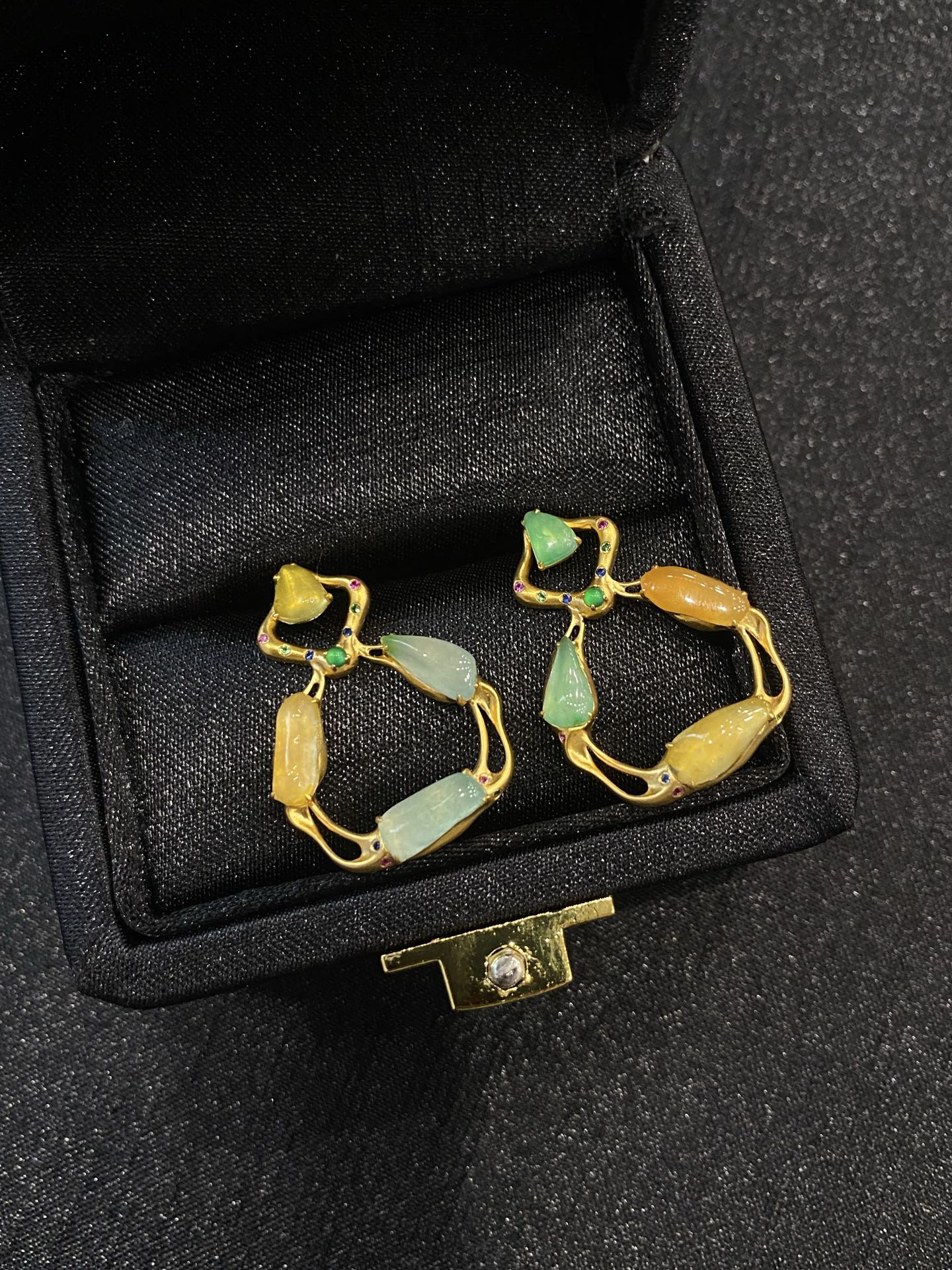 20260428（四）,18K设计款随形耳钉,整体29.2/21.3/4.3,裸石9.2/4.4/2