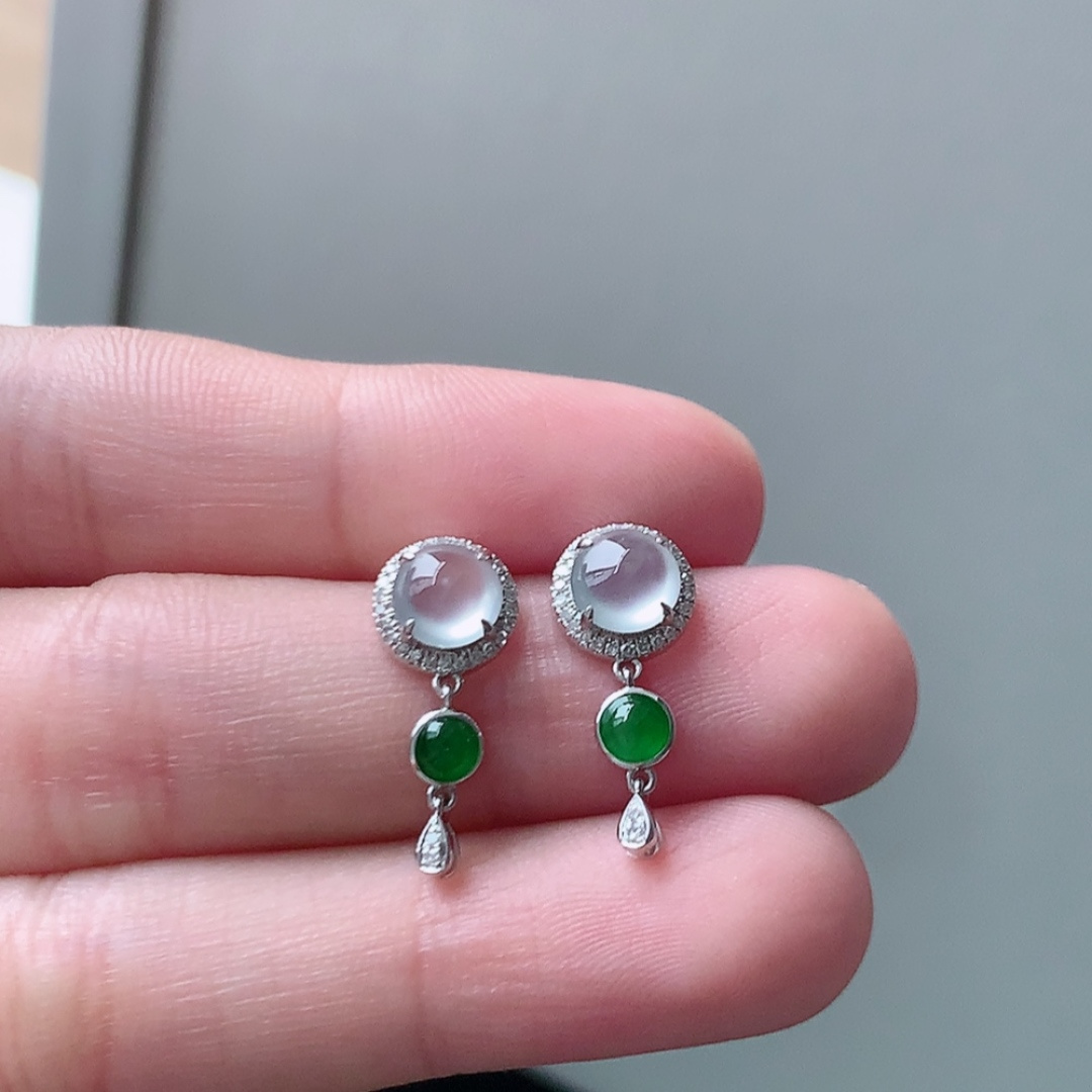 高冰耳钉，种水好，冰润通透，上耳优雅大方，货号107427，5.7/5.6/2