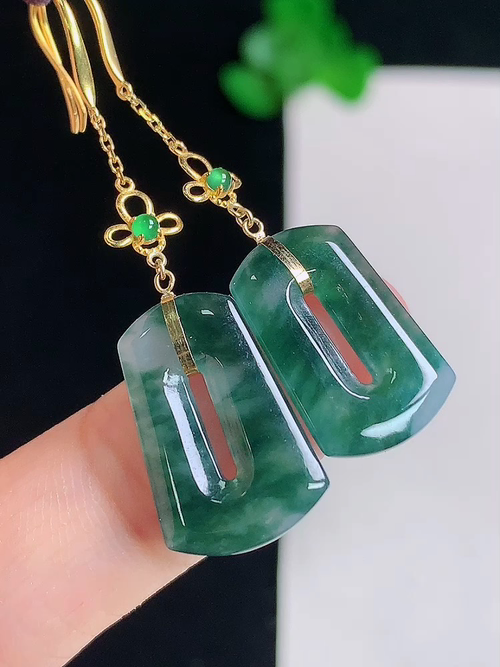 耳坠，18k金镶飘花耳坠，无裂，尺寸16.2/10.5/2.2，№:y28031  25