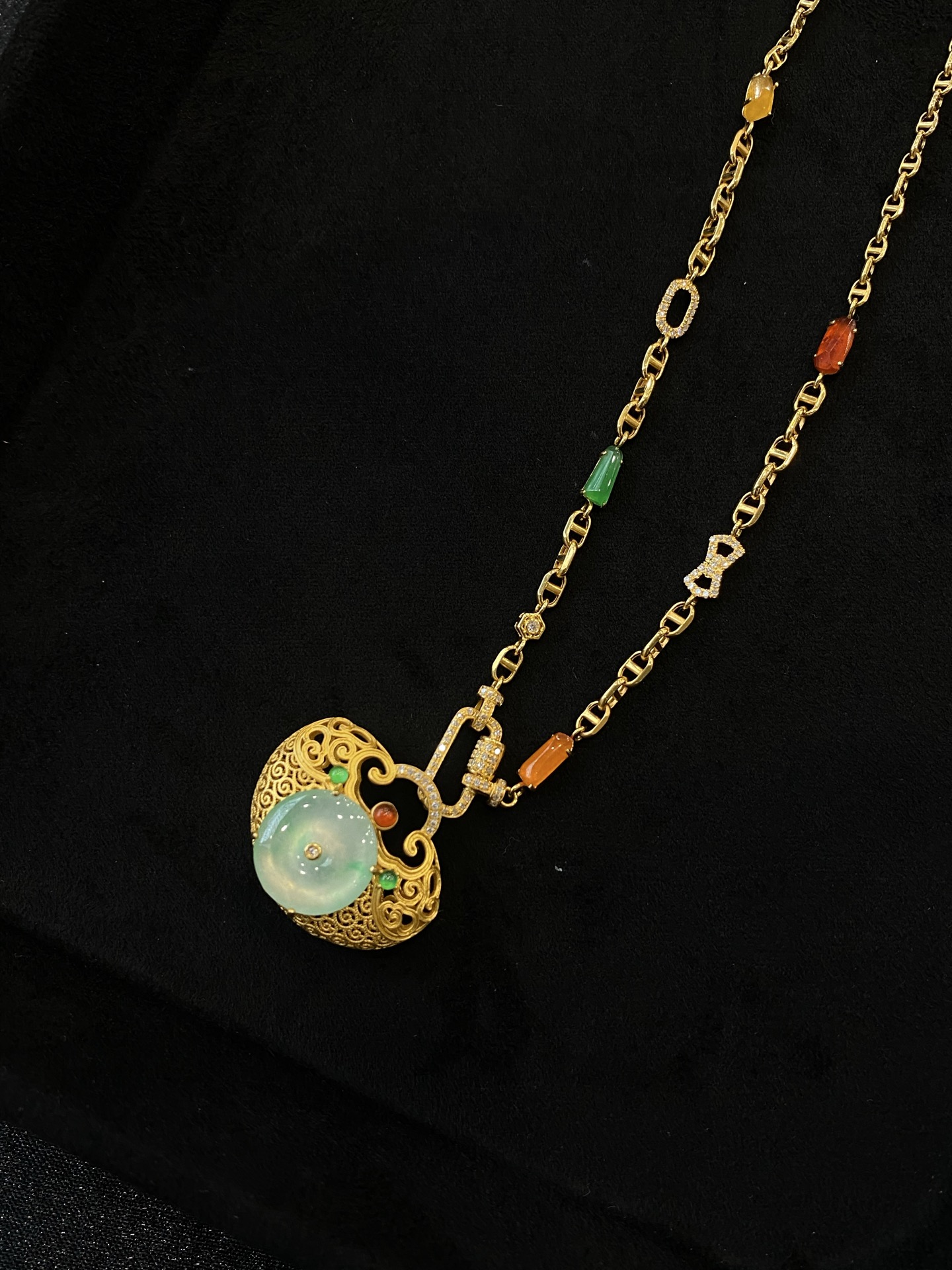 20260428（四）,18K冰飘花平安扣甜甜圈吊坠套链,整体19.9/24/9.8,裸石12.2/