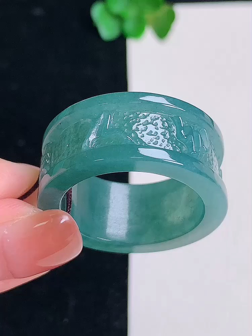 蓝水六字真言扳指，无裂，尺寸22.1/12.2/3.8，29号，编号y280304 26