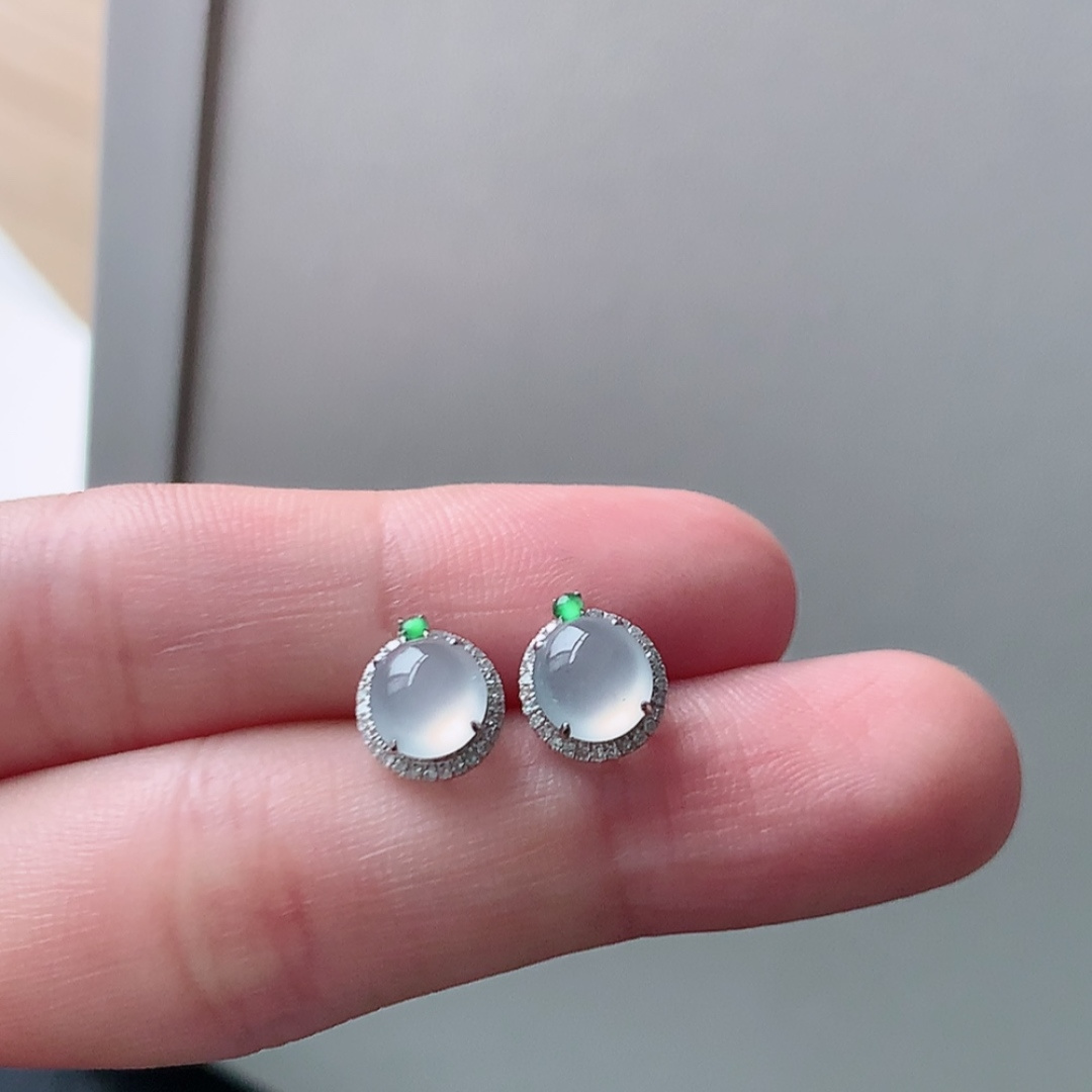 高冰耳钉，种水好，冰润通透，上耳优雅迷人，货号31427，6.5/6/2.2