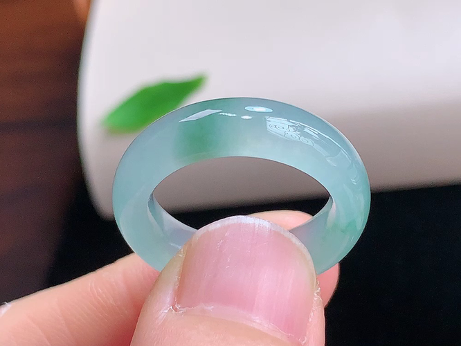 ️ 指环，尺寸17.4-6.5-4.3mm，圈口14，包A附证书2128