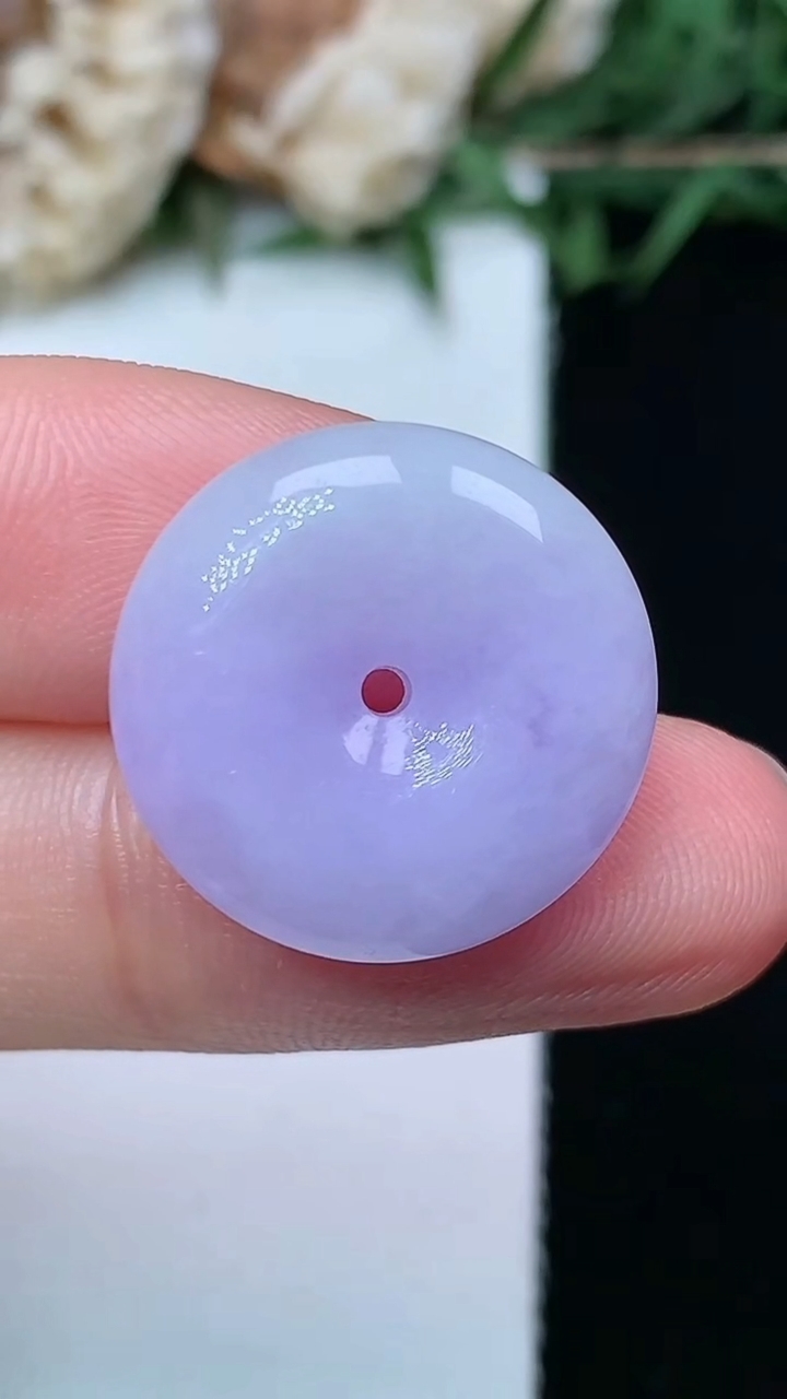 天然A货翡翠紫罗兰平安扣吊坠，尺寸18.5-6，重量:4.20g
5月3日