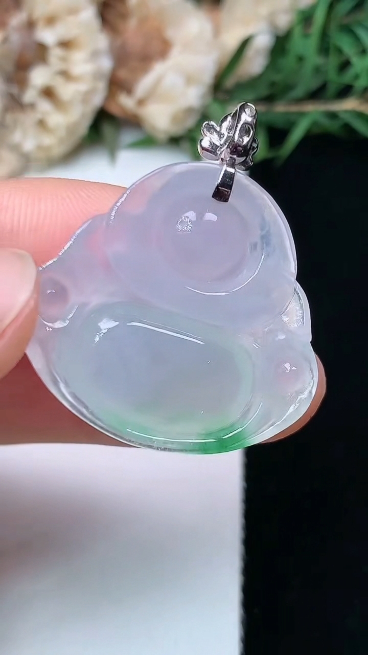 天然A货翡翠佛公吊坠，尺寸26.2-29-6.6，重量:6.85g
5月3日