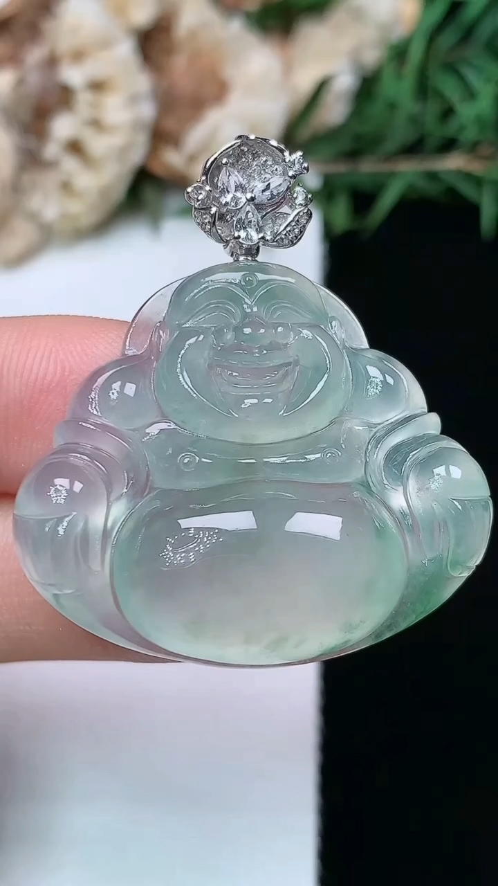 天然A货翡翠佛公吊坠，尺寸27-33-7，重量:11.66g
5月3日