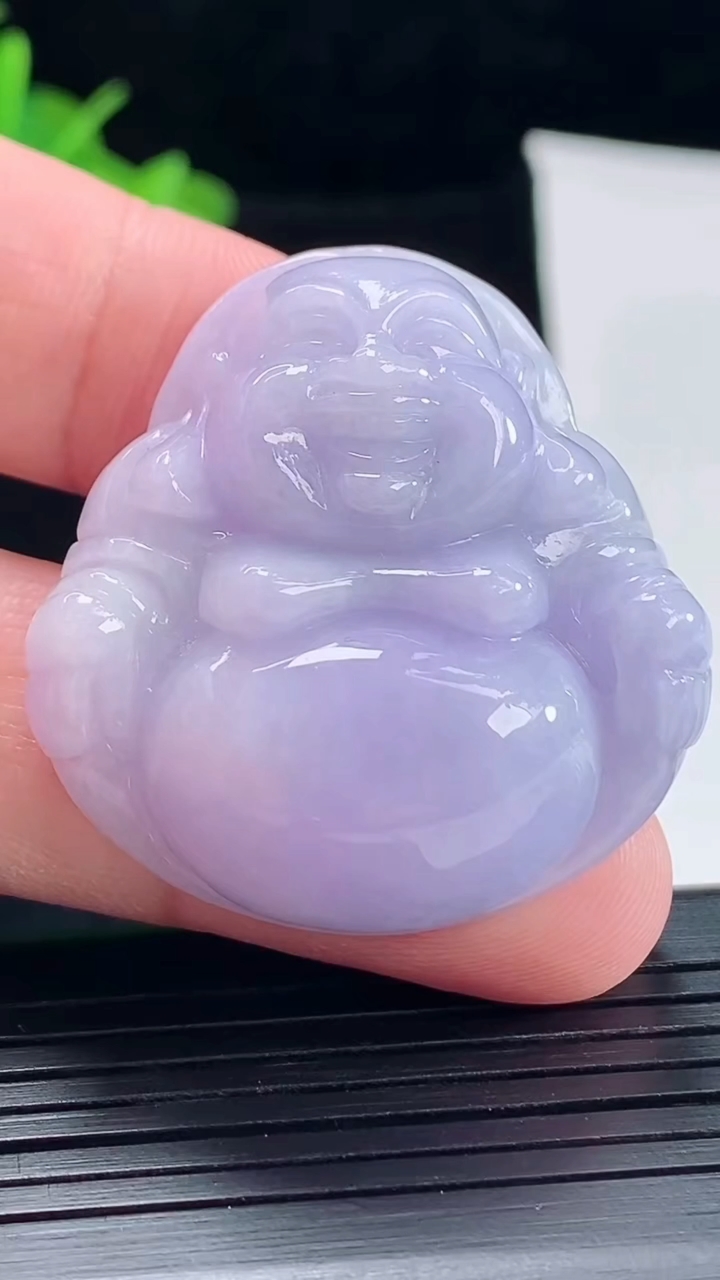 天然A货翡翠紫罗兰佛公吊坠，尺寸37.6-36-12.5重量:26.00g
5月5日