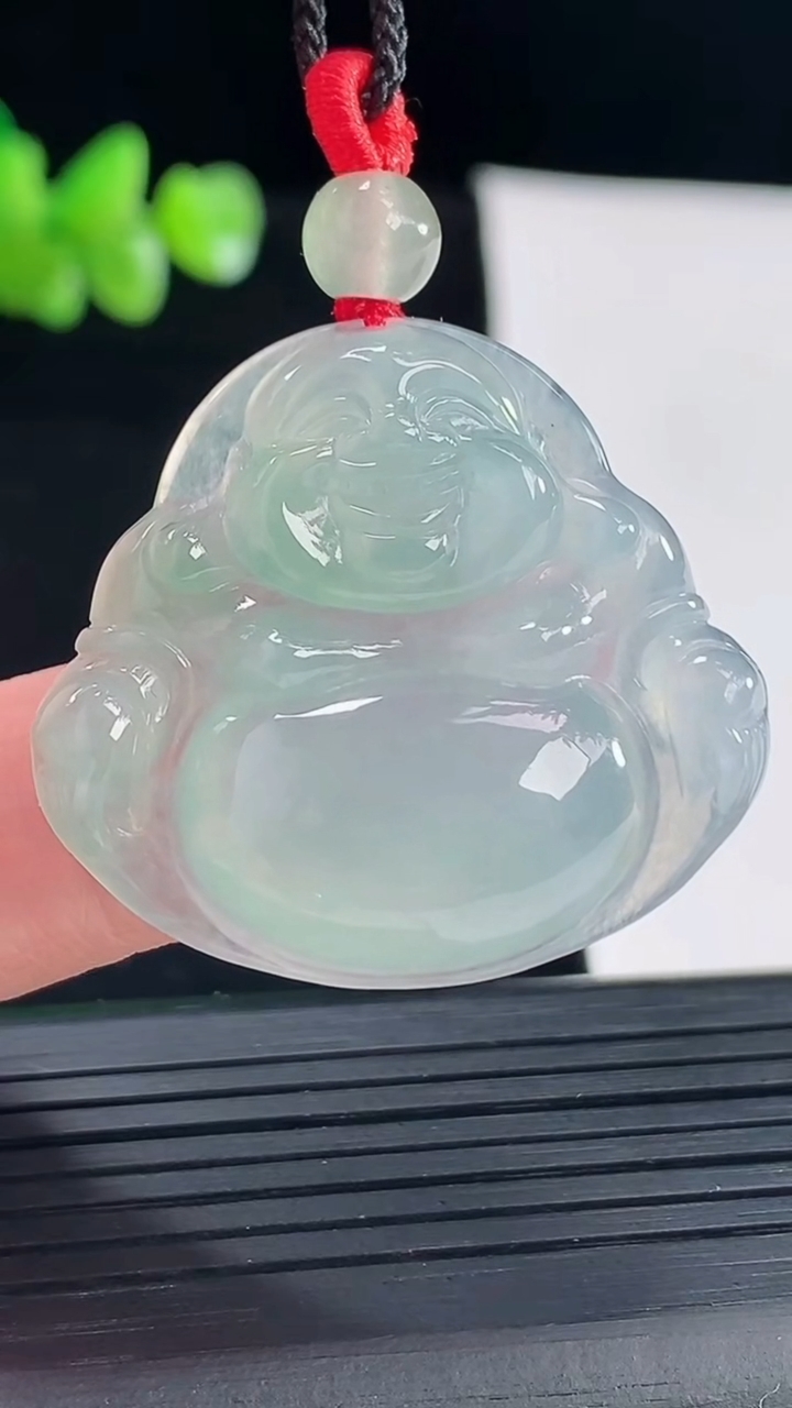 天然A货翡翠佛公吊坠，尺寸30-33.8-6.6重量:10.20g
5月6日