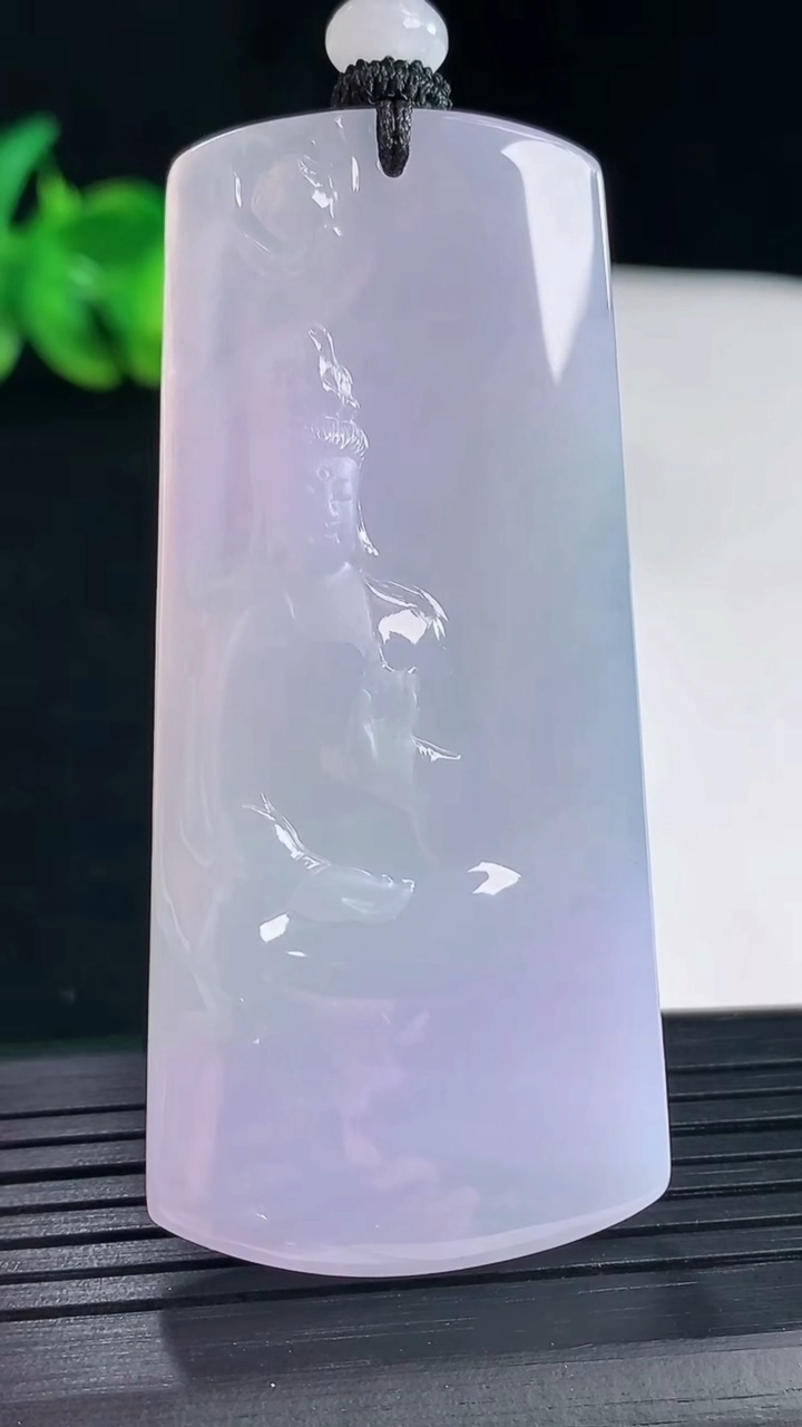 天然A货翡翠种紫罗兰观音菩萨吊坠，尺寸64.6-30-8重量:32.29g
5月7日
