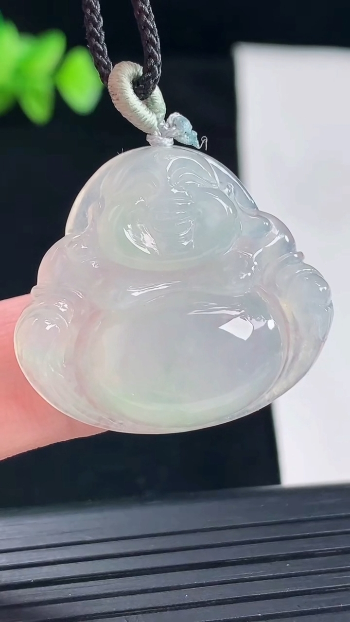 天然A货翡翠佛公吊坠，尺寸26-30.6-6重量:7.46g
5月7日