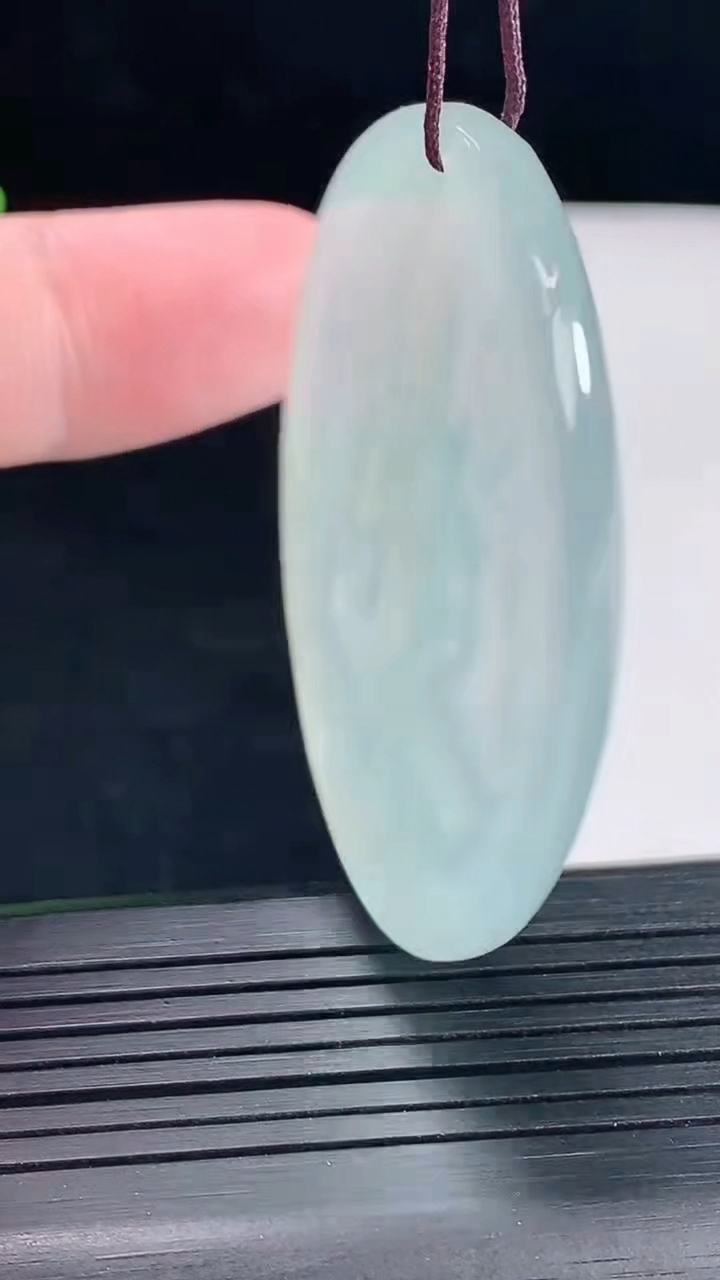 天然A货翡翠文殊菩萨吊坠，尺寸48.6-39-6重量:21.11g
5月9日
