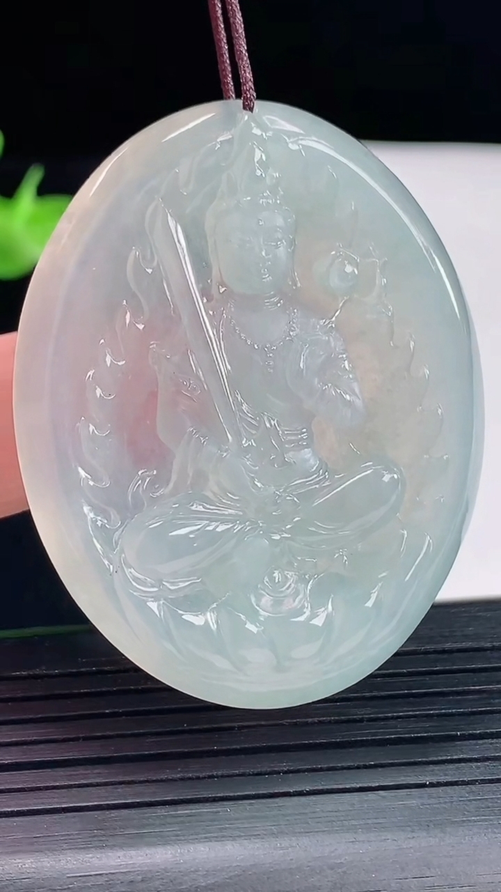 天然A货翡翠文殊菩萨吊坠，尺寸48.6-39-6重量:21.11g
5月9日