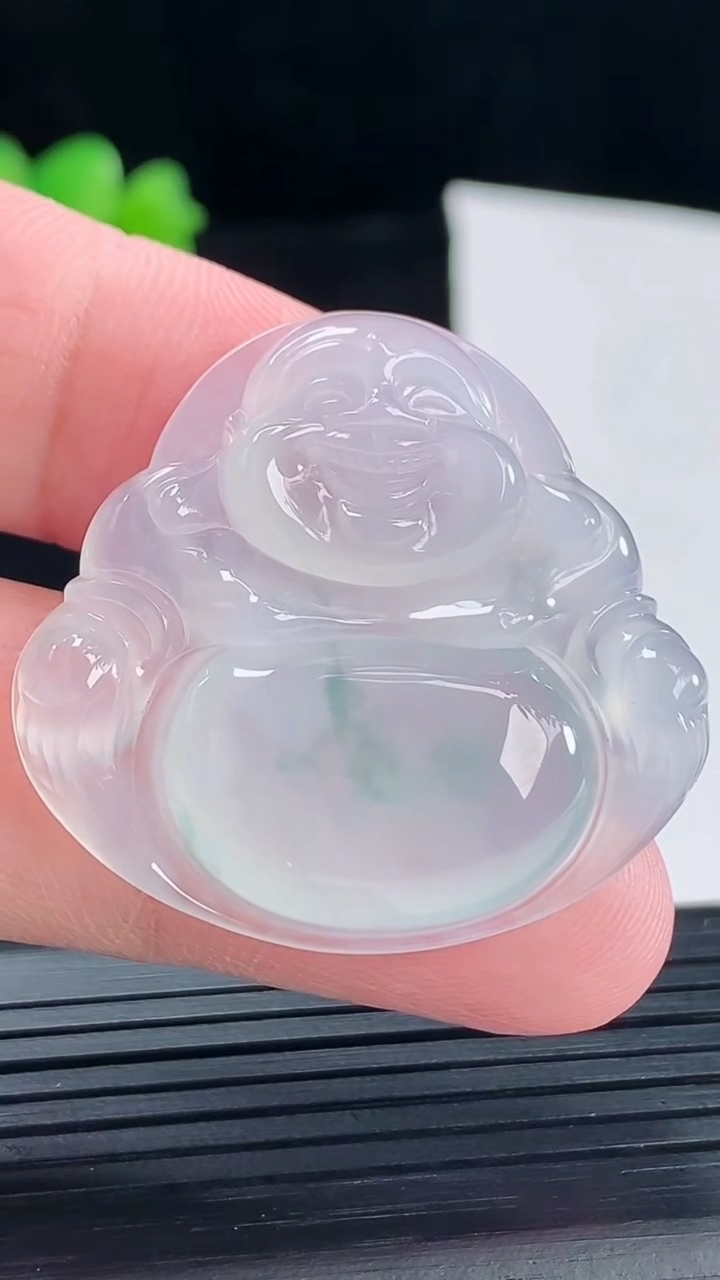 天然A货翡翠种飘花佛公吊坠，尺寸33-35.5-5.8重量:10.04g
5月10日