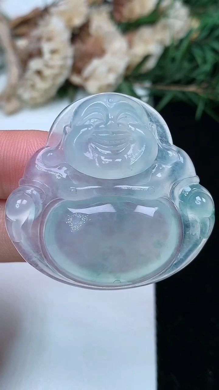 天然A货翡翠飘花佛公吊坠，尺寸34.7-36.7-6，重量:11.00g
5月13日